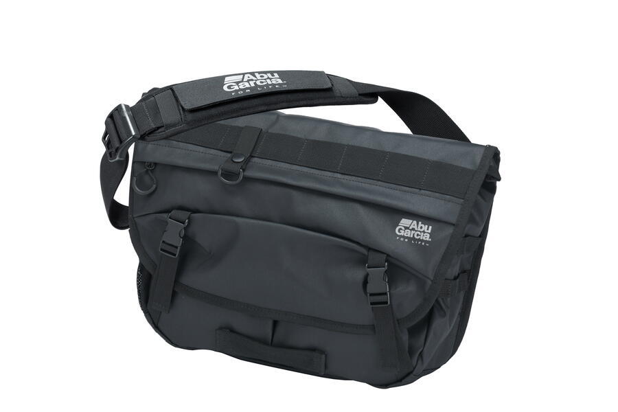 ABU GARCIA RUN GUN MESSENGER BAG 2