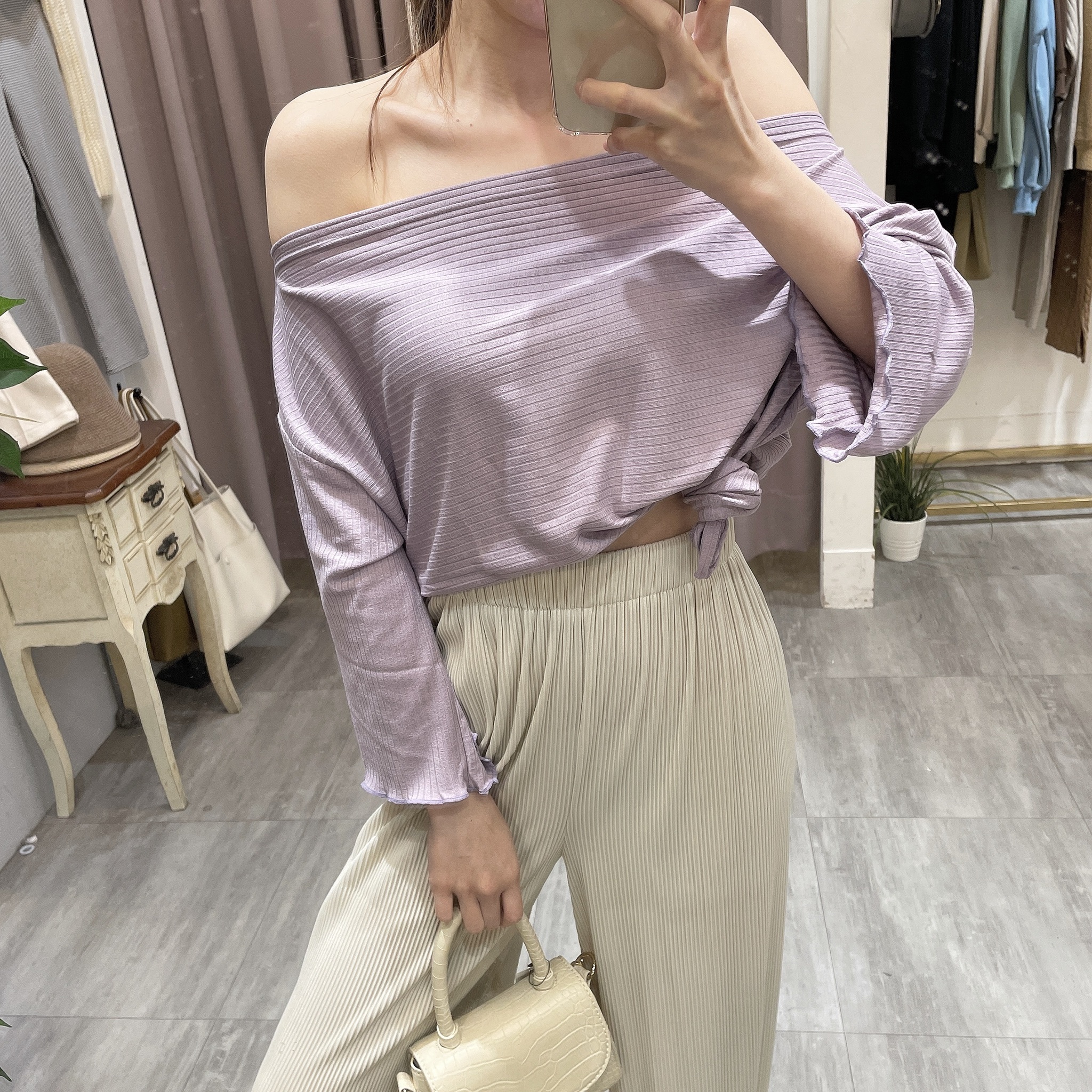 料平肩六分袖上衣/四色