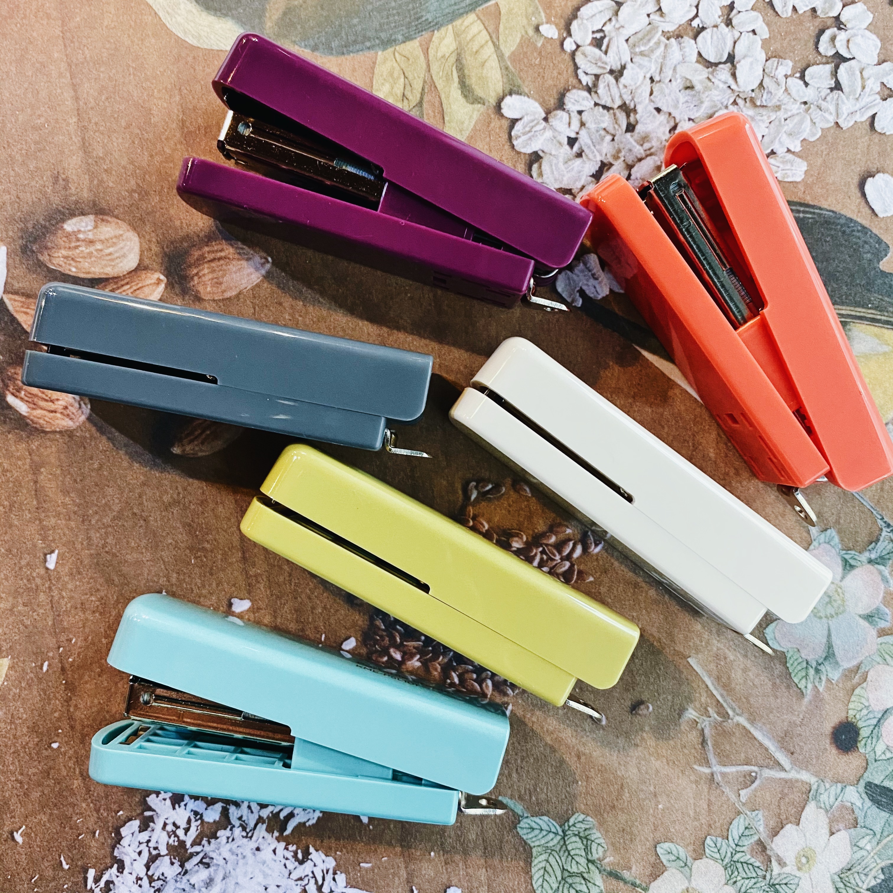 KOKUYO ME系列 可攜式釘書機