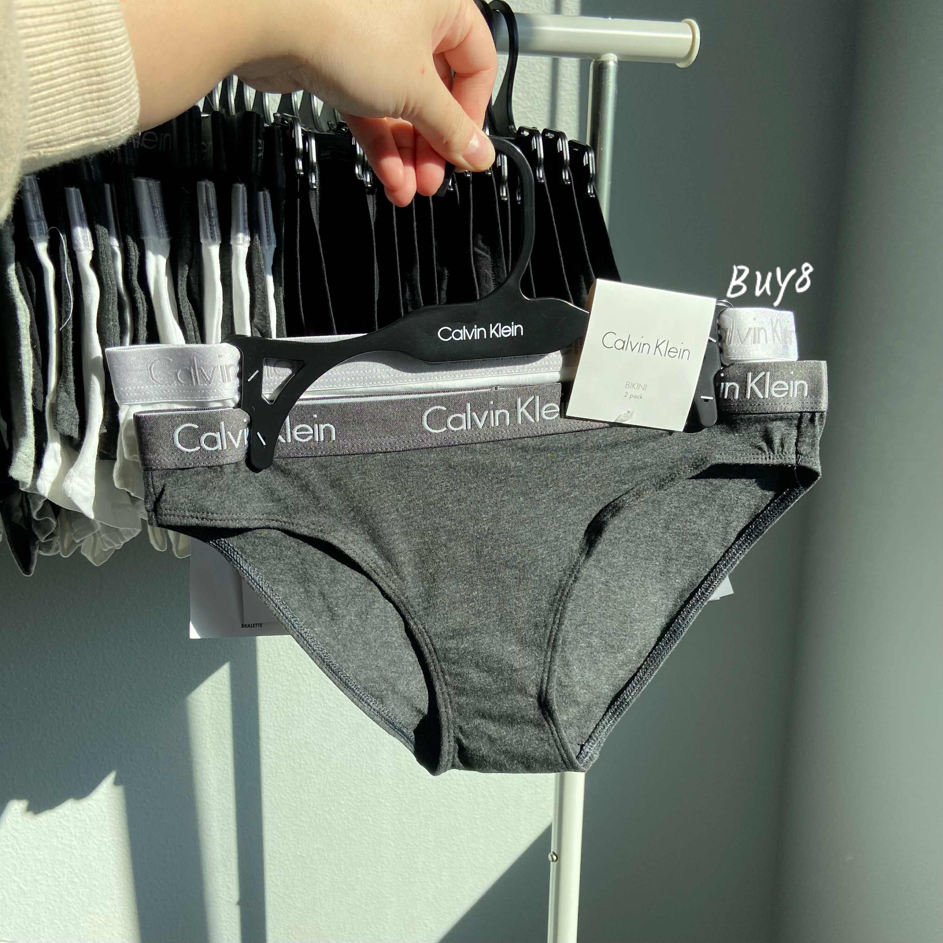 Calvin Klein - 女裝底底 深灰 x 白