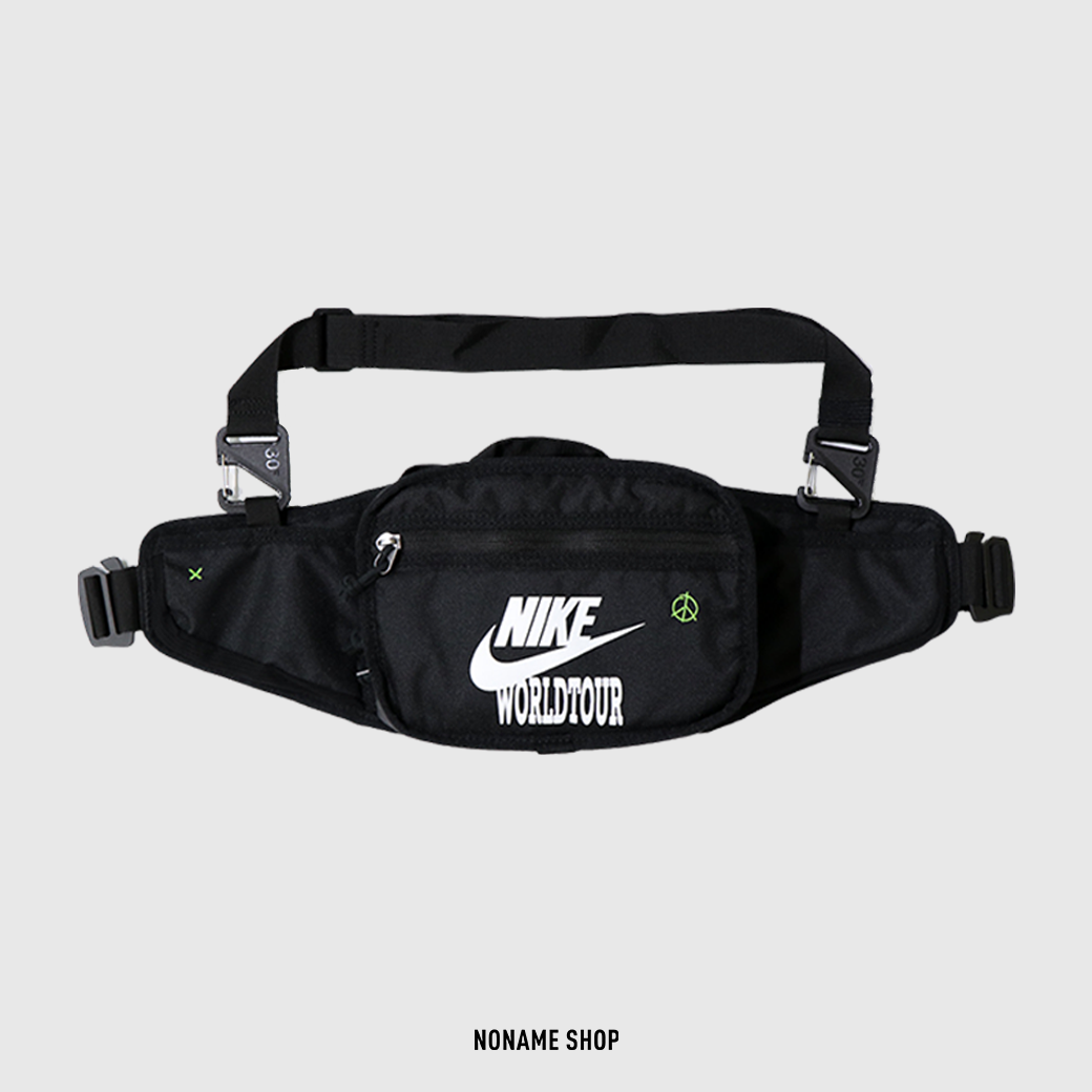 NIKE WORLD TOUR バックパック 黒 Nike WORLD TOUR バックパック