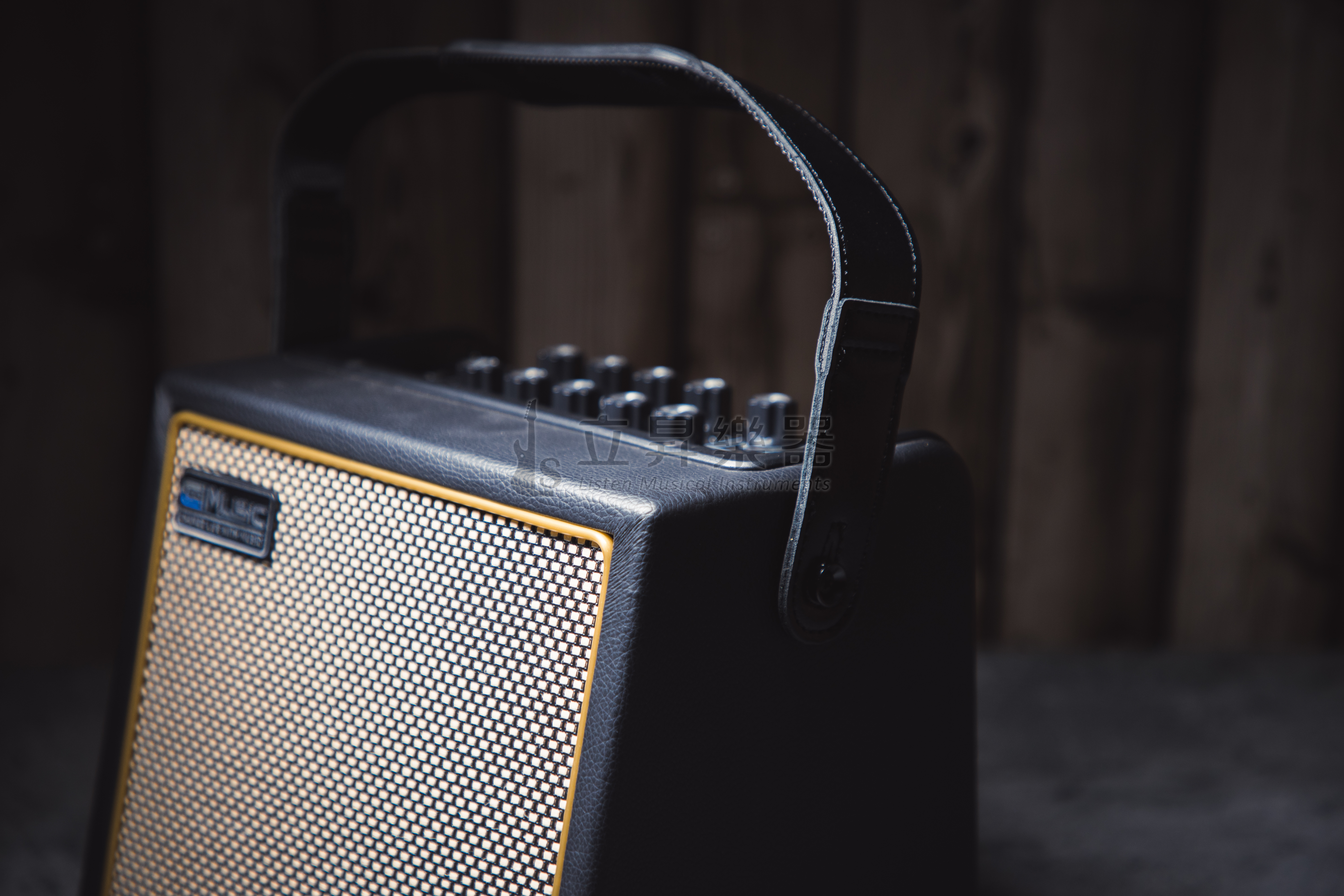 Coolmusic BP-mini 30W 可攜式 木吉他音箱 第 3 張圖片｜三峽吉他 / Bass