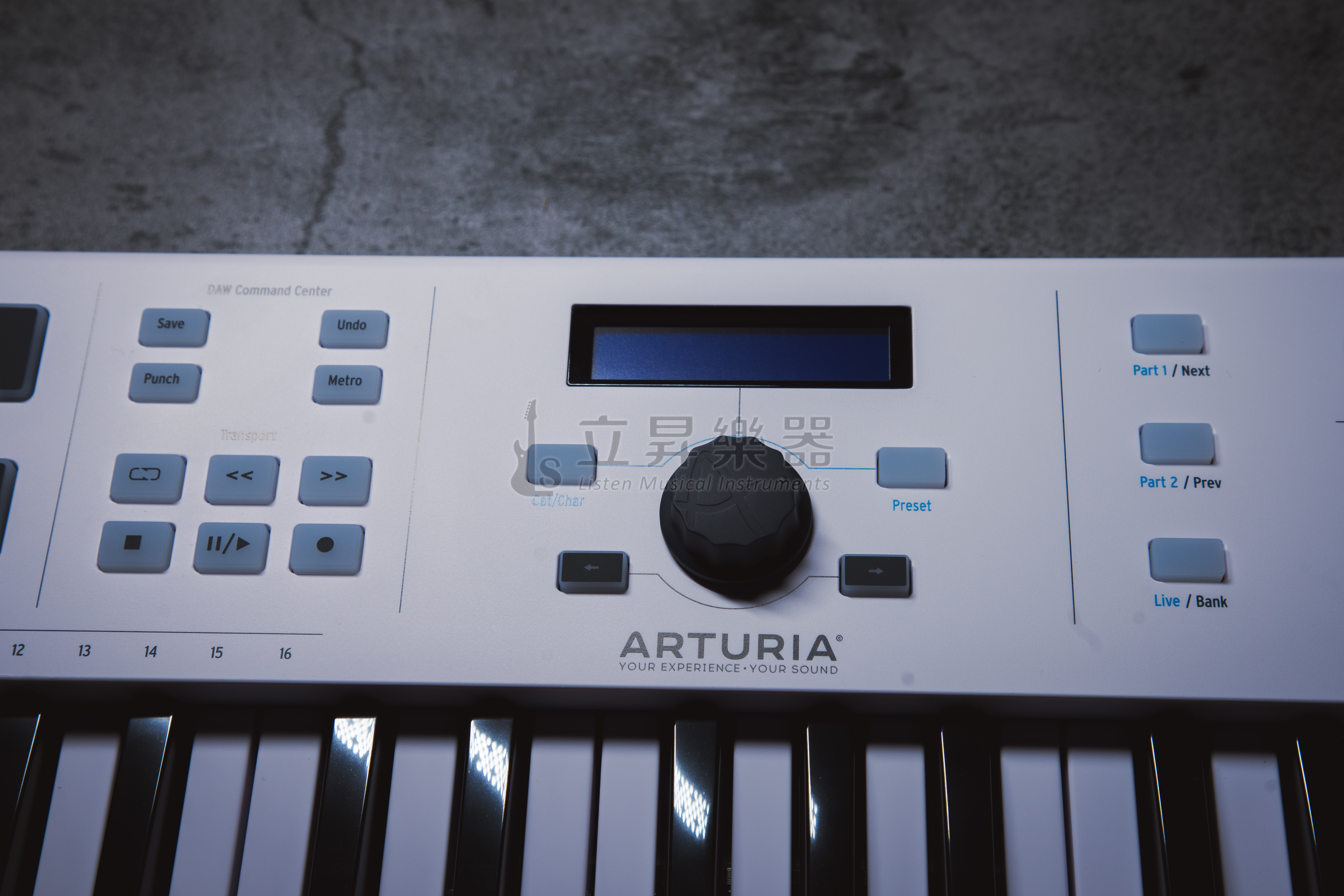 Arturia Arturia KEYLAB Essential 61 專業主控鍵盤 第 5 張圖片｜三峽鍵盤 / 鋼琴