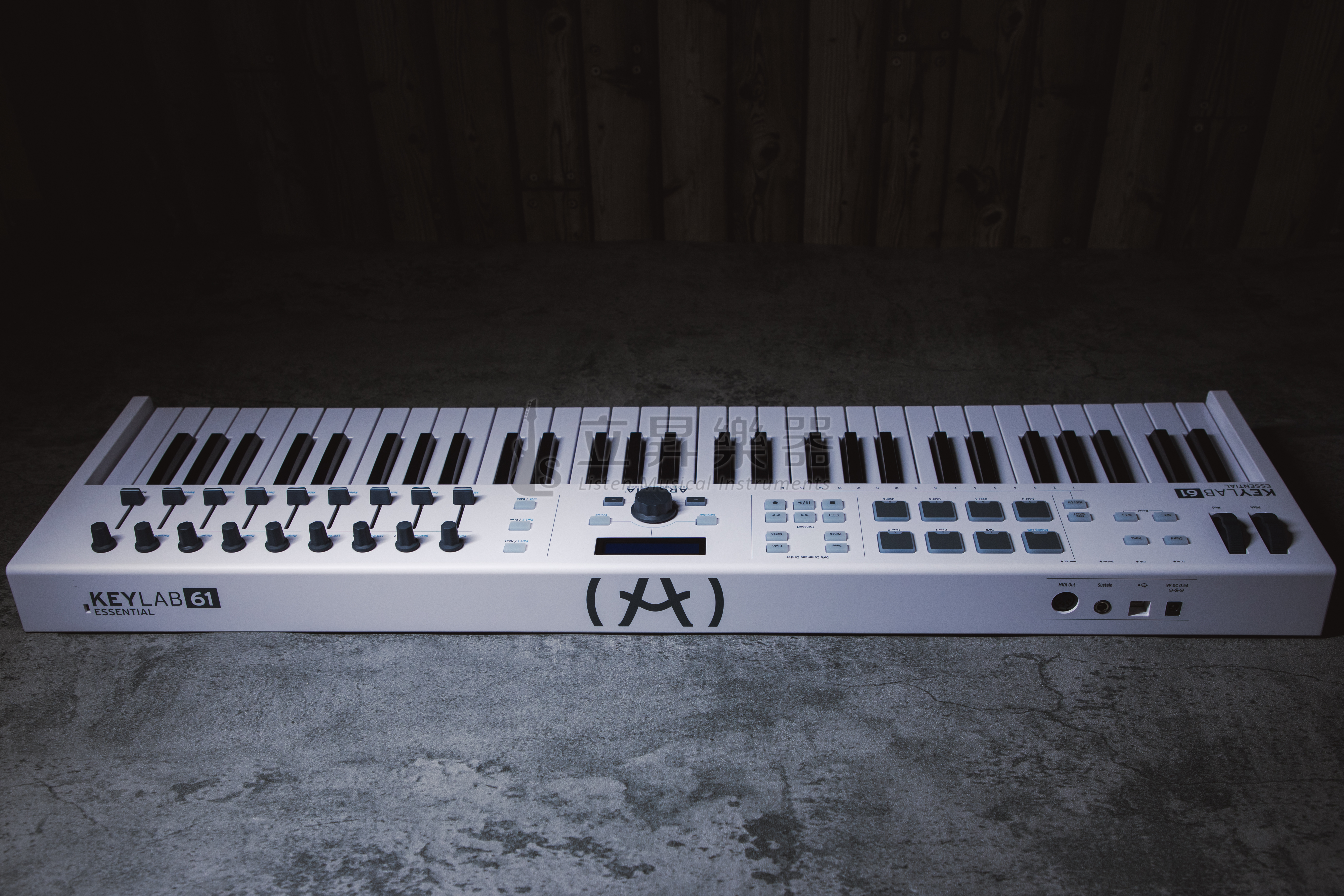 Arturia KEYLAB Essential 61 專業主控鍵盤