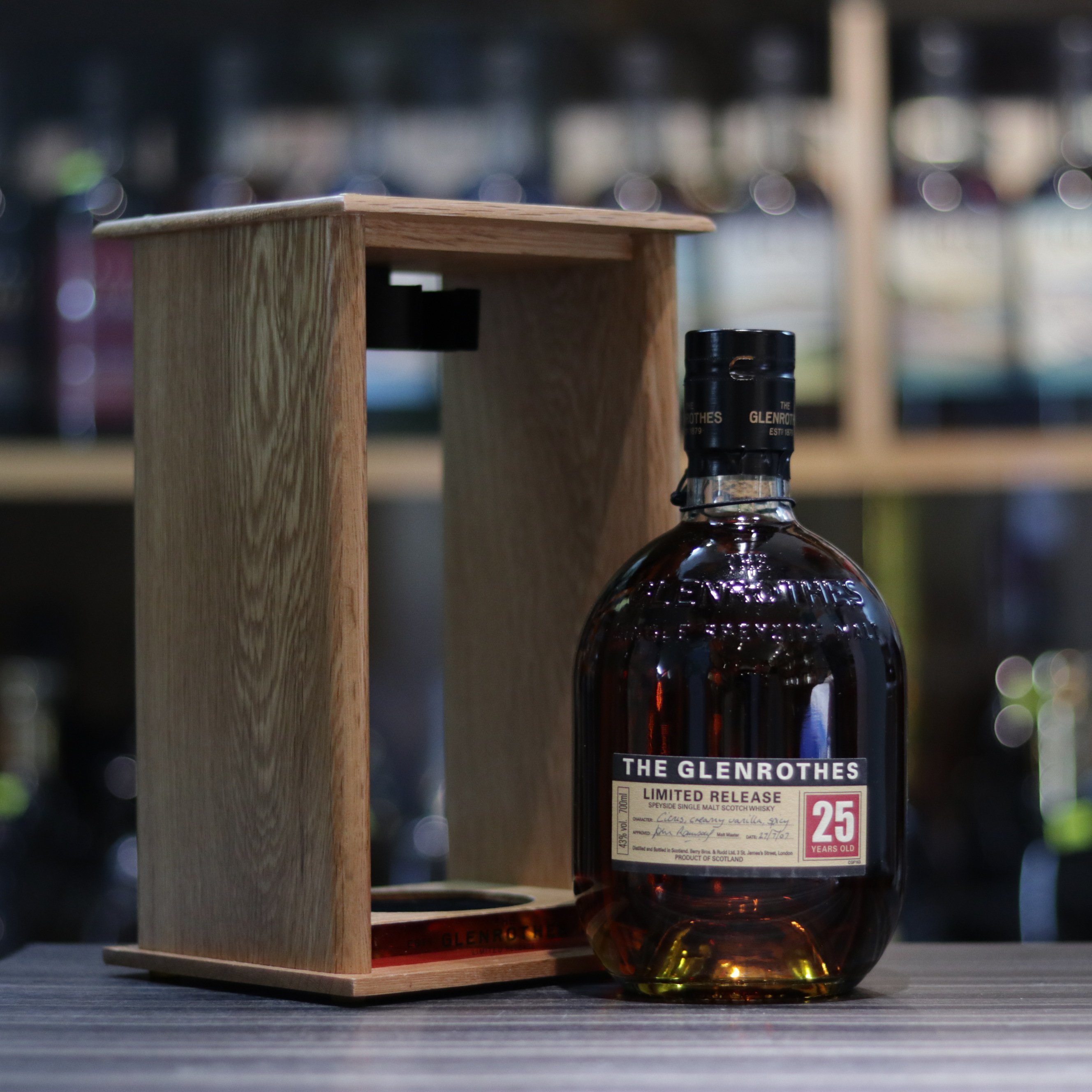 Glenrothes 25 Year Old (Bottled 2007)- 70cl/43%
