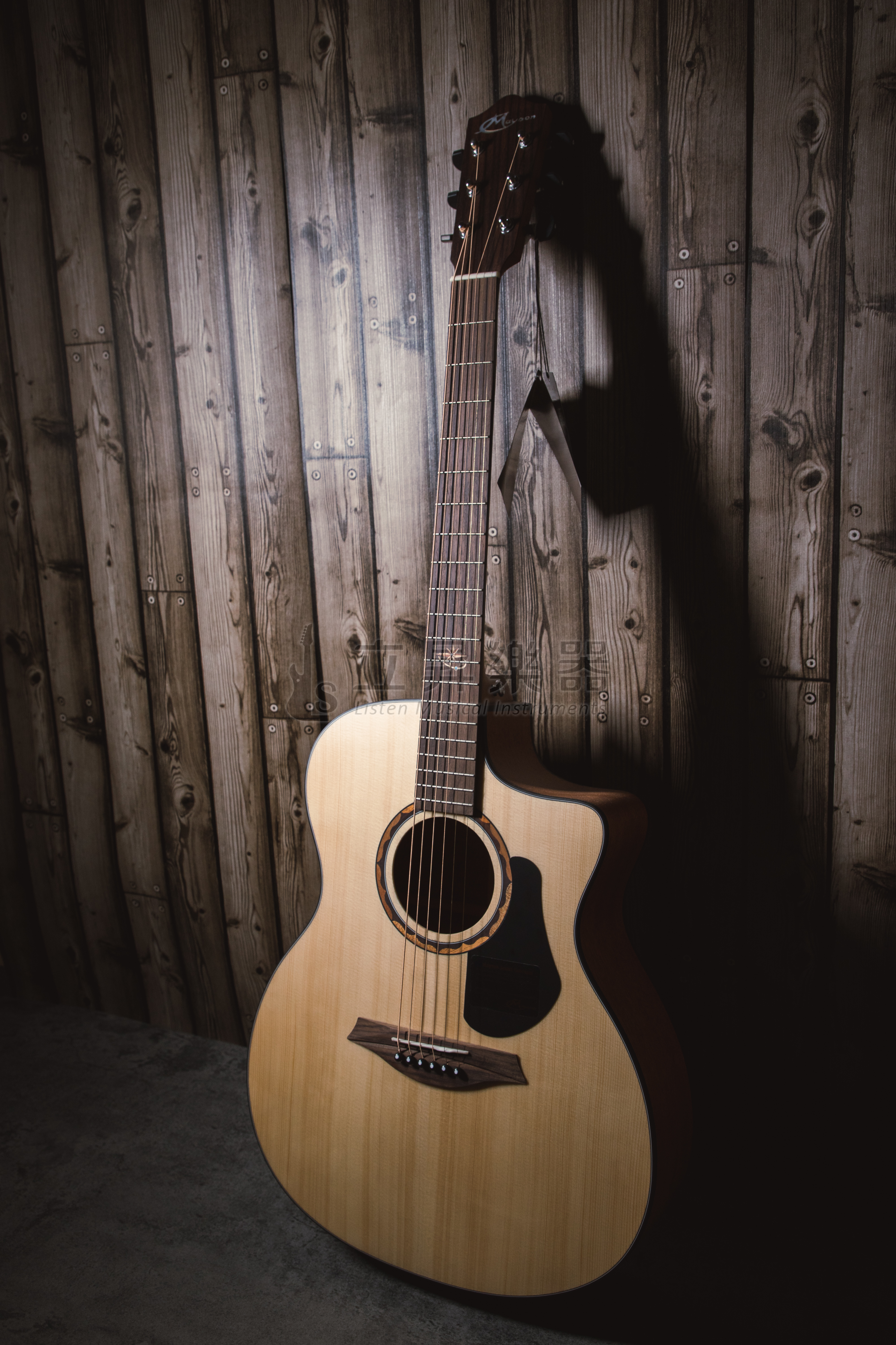 Mayson ALPHA 3 英格曼雲杉木 新款亮面漆 OM桶缺角 面單板木吉他 (附原廠厚袋、配件包)