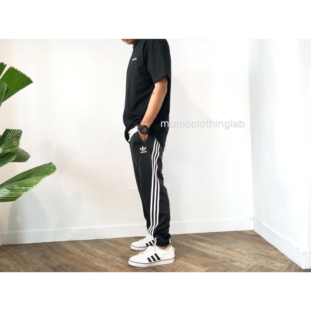 現貨 Adidas Wrap Pant 螺旋狀條紋 CE4806 休閒褲 男款 黑白 (A2001) #MOCNY