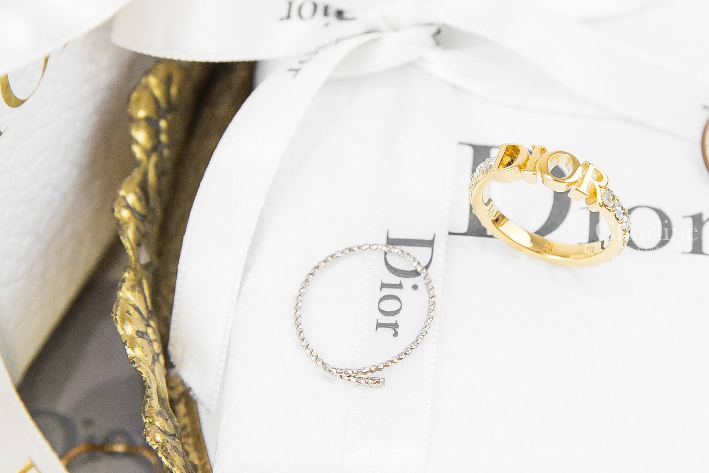 Dior Dio(r)evolution Ring 金色Dior水鑽戒指-Charline Boutique 精品代購
