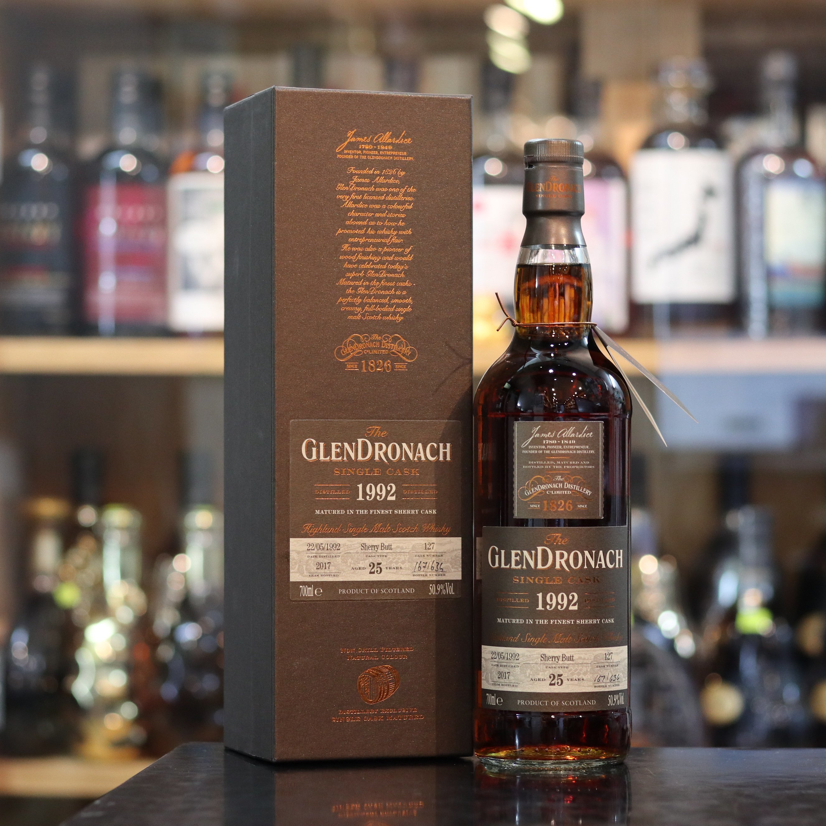 Glendronach 1992/2017 25 Year Old Batch 16 Single Cask #127 - 70cl/50.9%