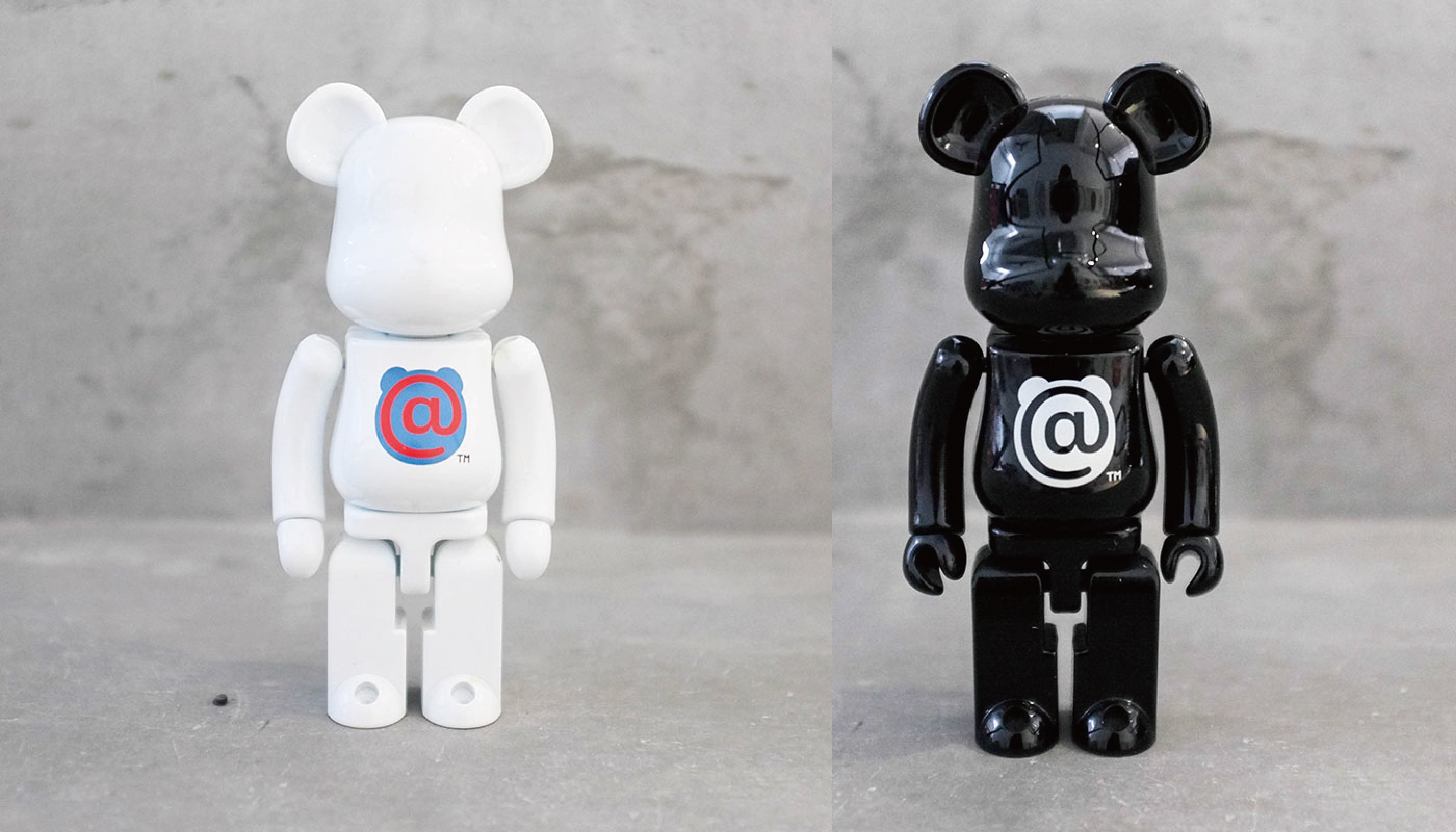 車庫服飾】收藏品出售BEARBRICK MEDICOM TOY 200% 超合金@ 白色黑色兩