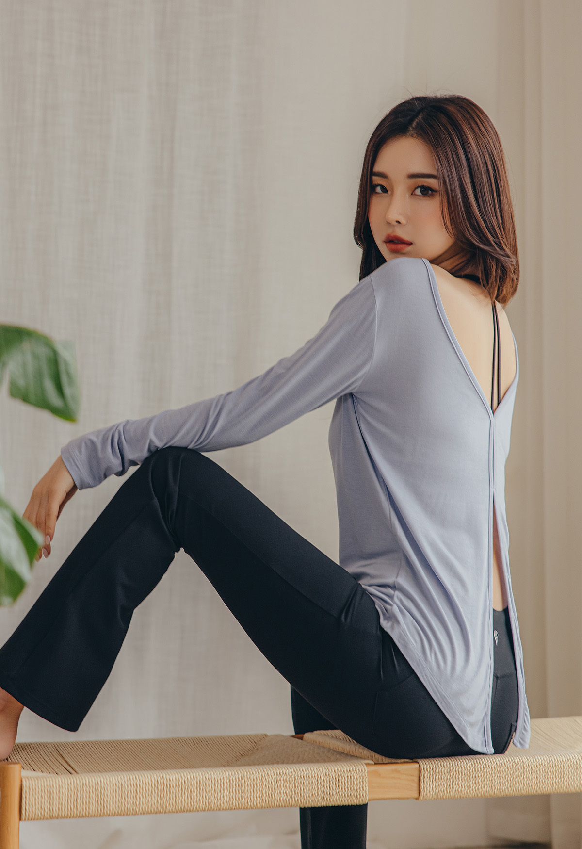 CONCHWEAR - Lesie 後開上衣