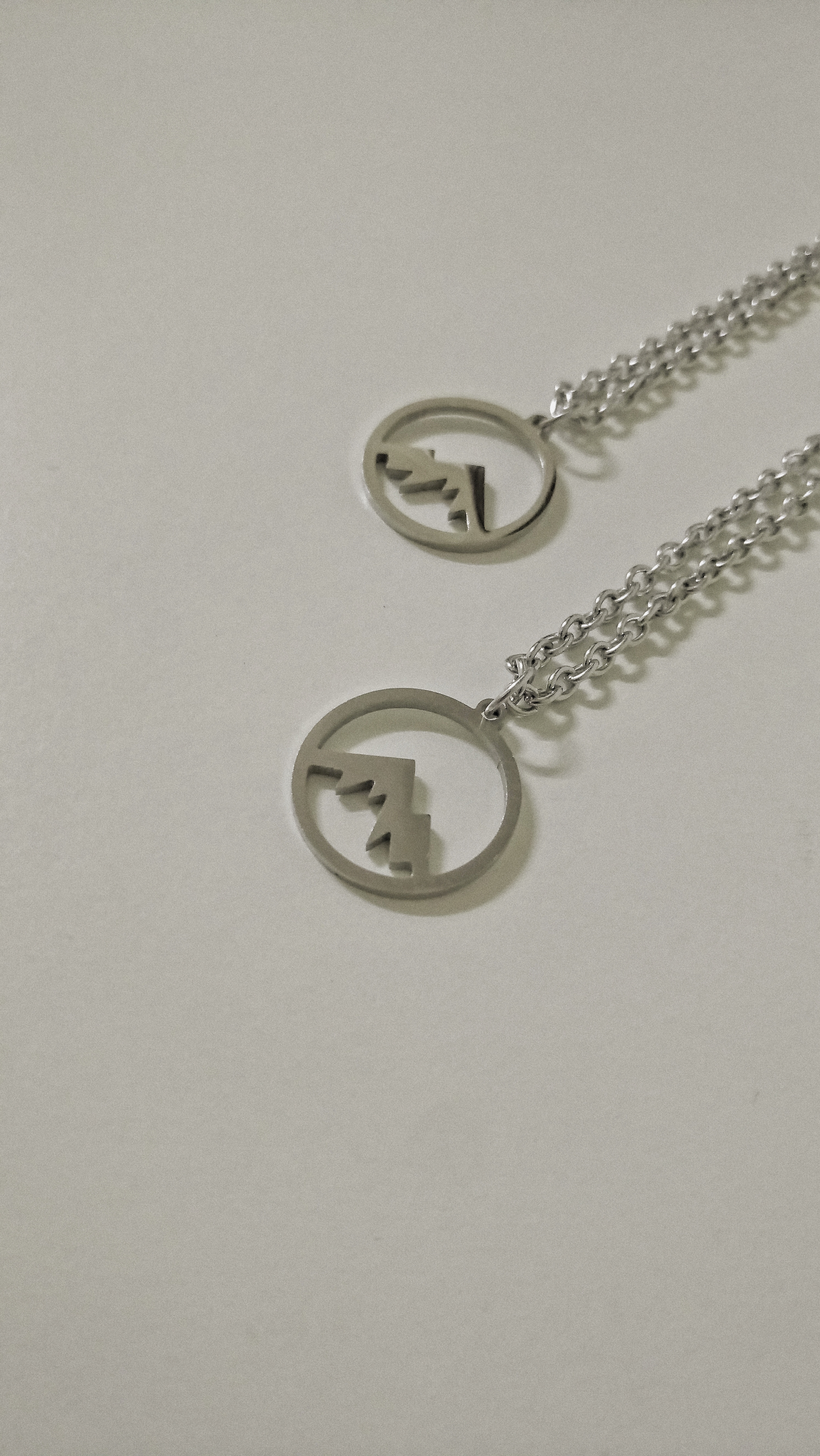 #現貨 (ACCN523) 鋼項鍊 鏤空冰山