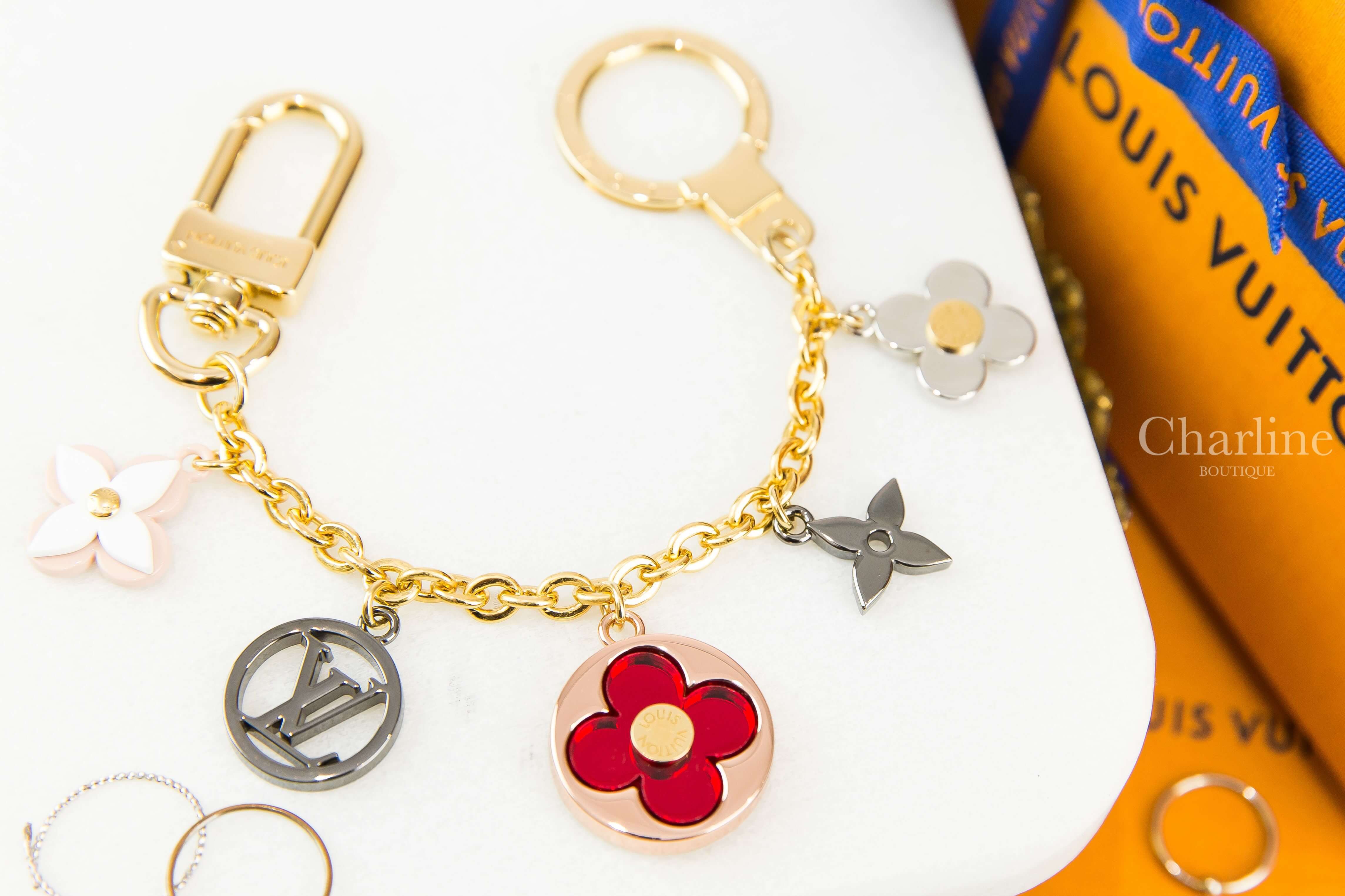 Louis Vuitton Flash Flower Chain Bag Charm 紅色花卉銀 Logo垂墜金鍊鑰匙圈吊飾-Charline Boutique 精品代購