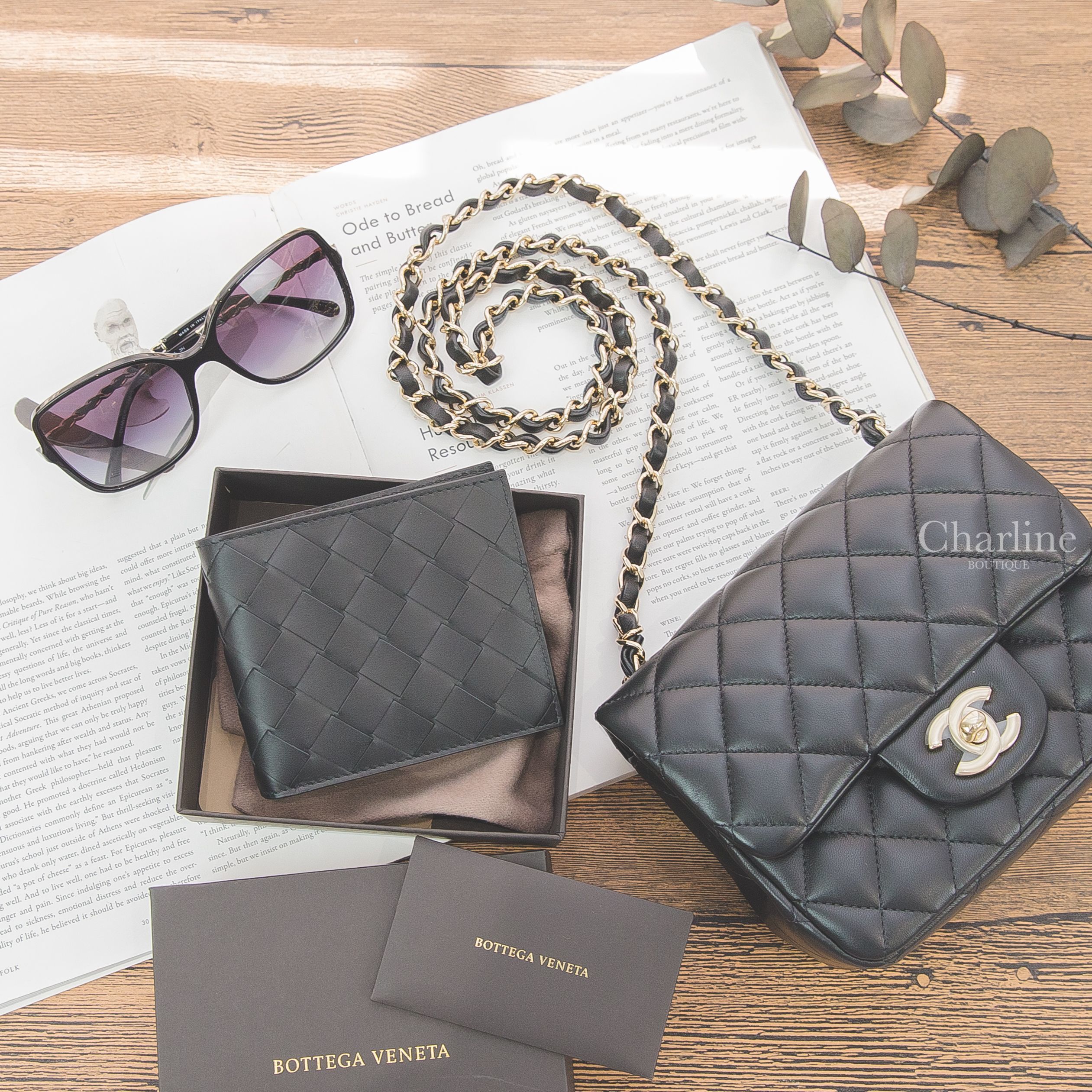 Bottega Veneta Wallet 黑色大格子編織8卡短夾,Chanel Sunglasses 黑色黑框側邊皮穿金鍊太陽眼鏡,Chanel Mini Flap Bag 黑色金鍊小羊皮肩背包-Charline Boutique 精品代購