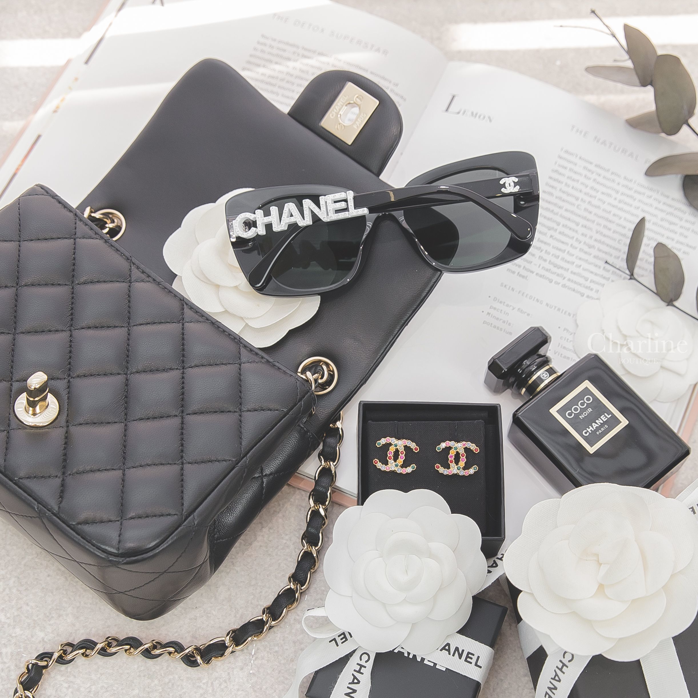 Chanel Square Sunglasses 黑色方框側邊白鑽太陽眼鏡,Chanel Mini Flap Bag 黑色金鍊小羊皮肩背包,Chanel Earrings 金色彩色CC水鑽耳環-Charline Boutique 精品代購
