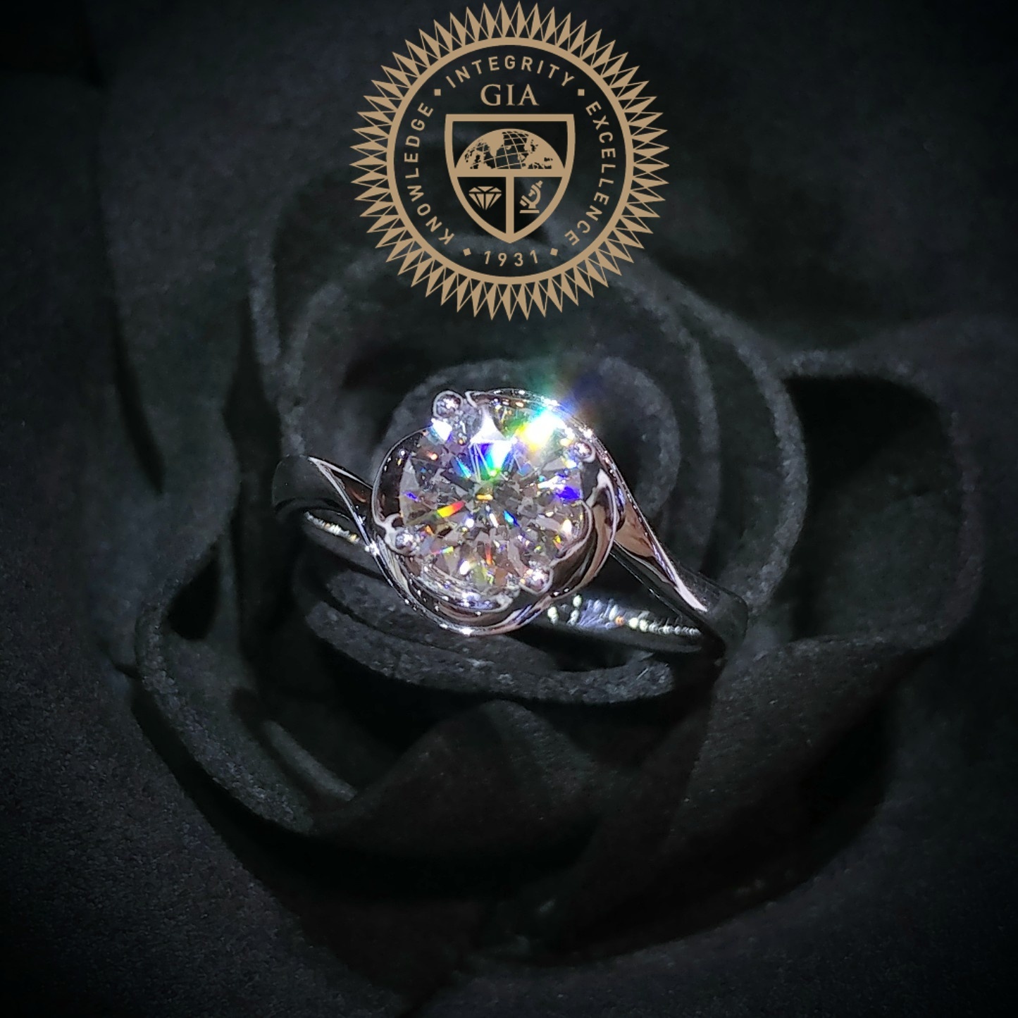 18K White Gold 1.05 Diamond Solitaire Ring