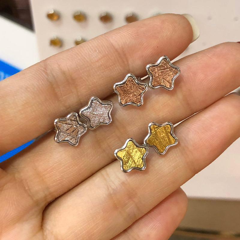 星星耳釘