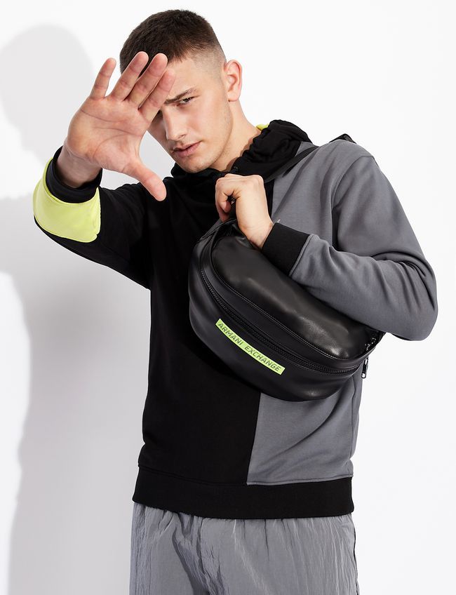 Armani Exchange 可拆兩用式休閒後背包