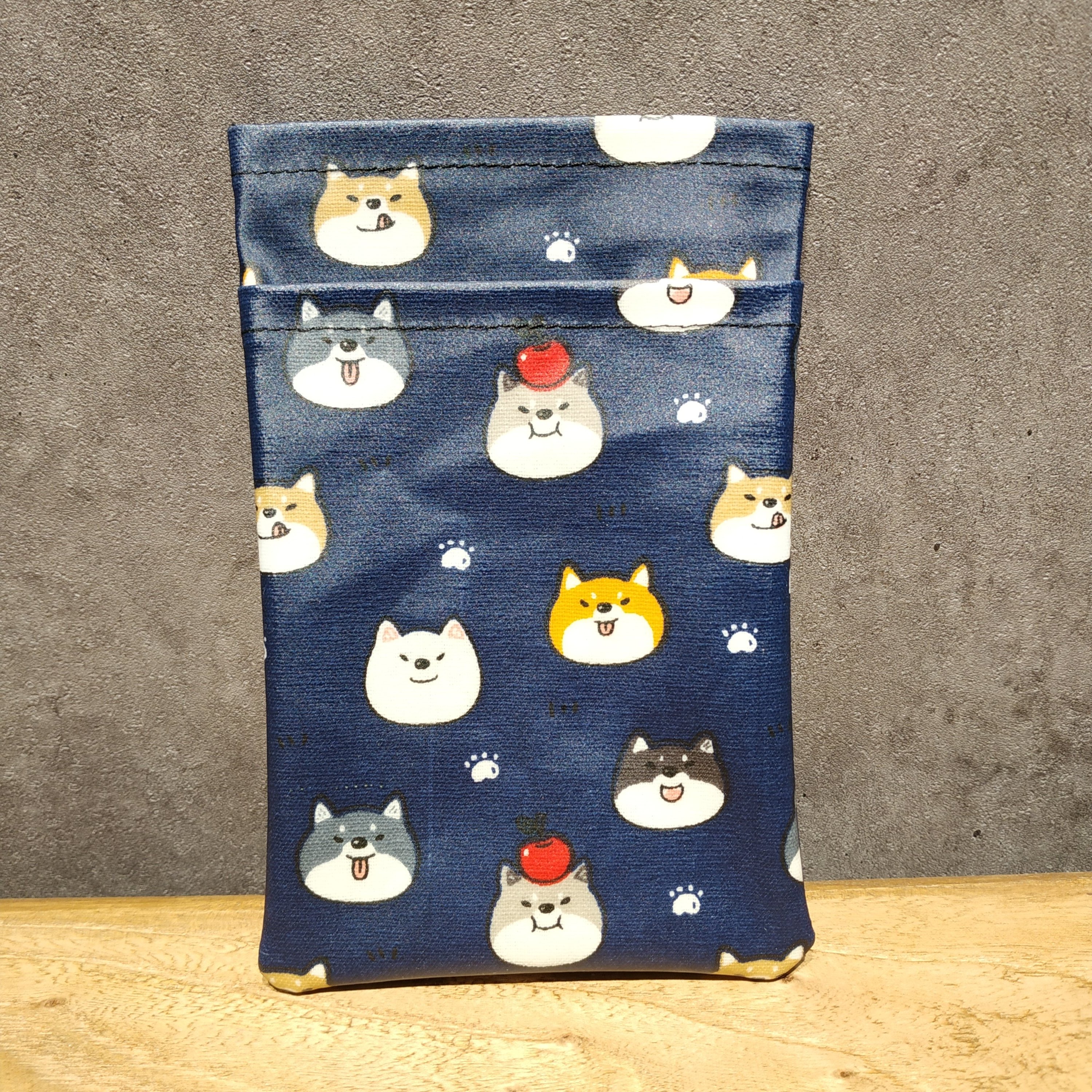 [現貨] 台灣手工防水布筆袋 - 可愛柴犬 (藍色)