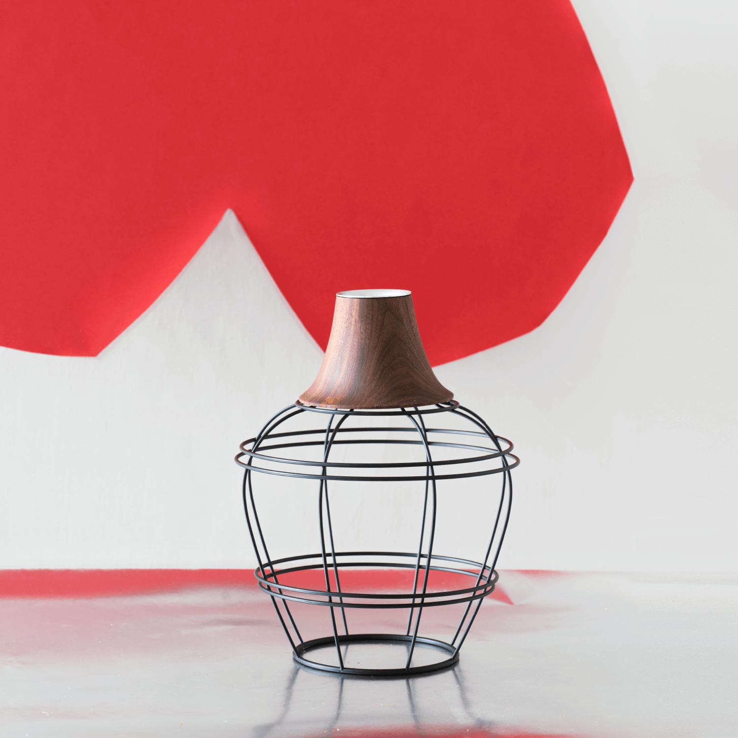 柒木上下花器胡桃木特別版搭配黑色框架