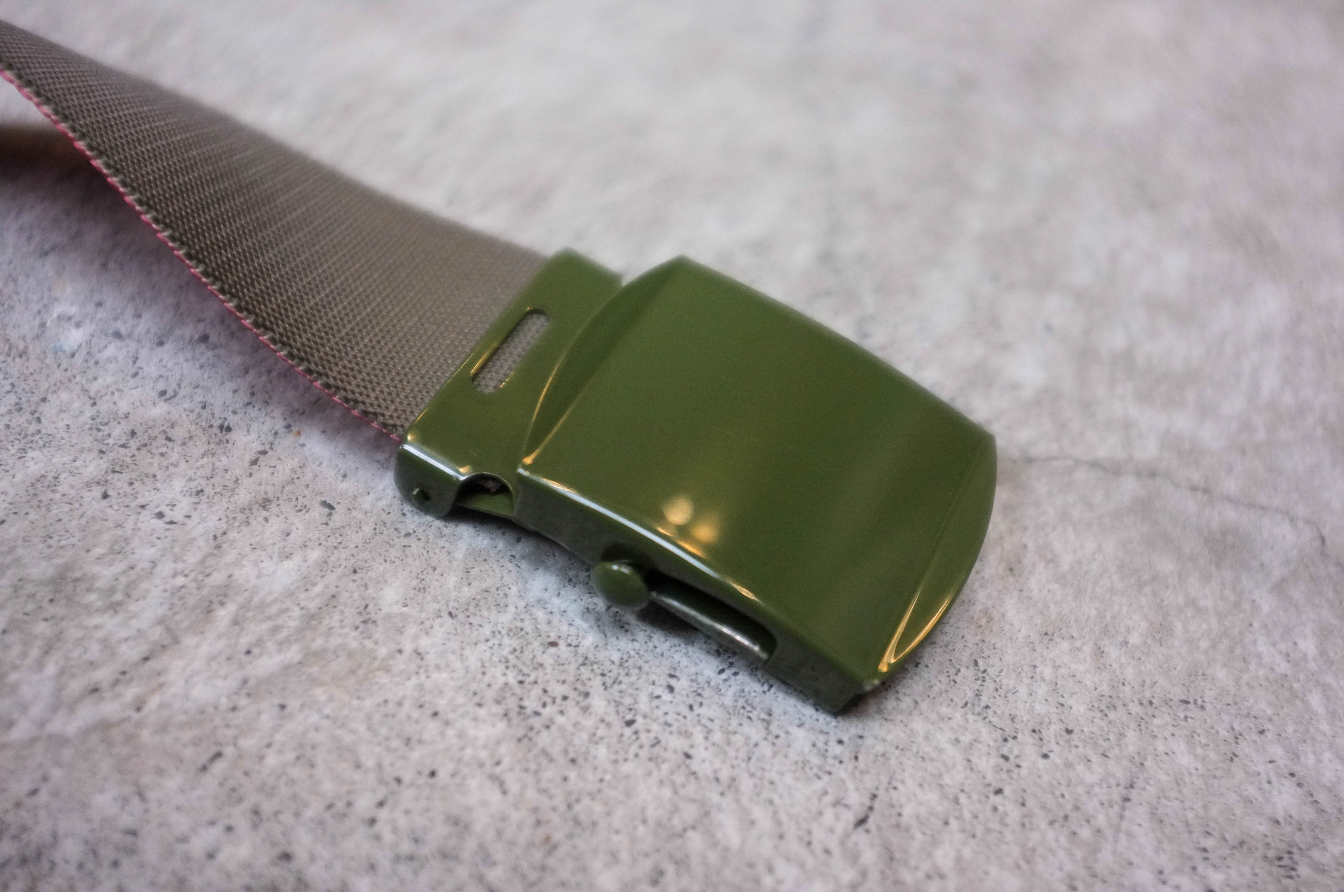 【車庫服飾】SOPH. SOPHNET COLOR BAR BELT 雙面軍綠桃紅布腰帶 皮帶