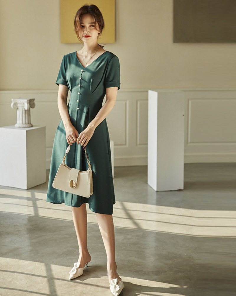 DEER.W赫本珍珠釦兩穿收腰洋裝 墨綠