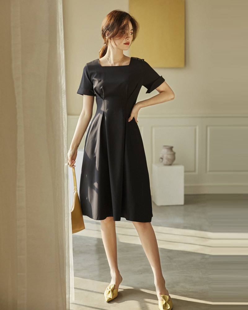 DEER.W赫本珍珠釦兩穿收腰洋裝 黑色