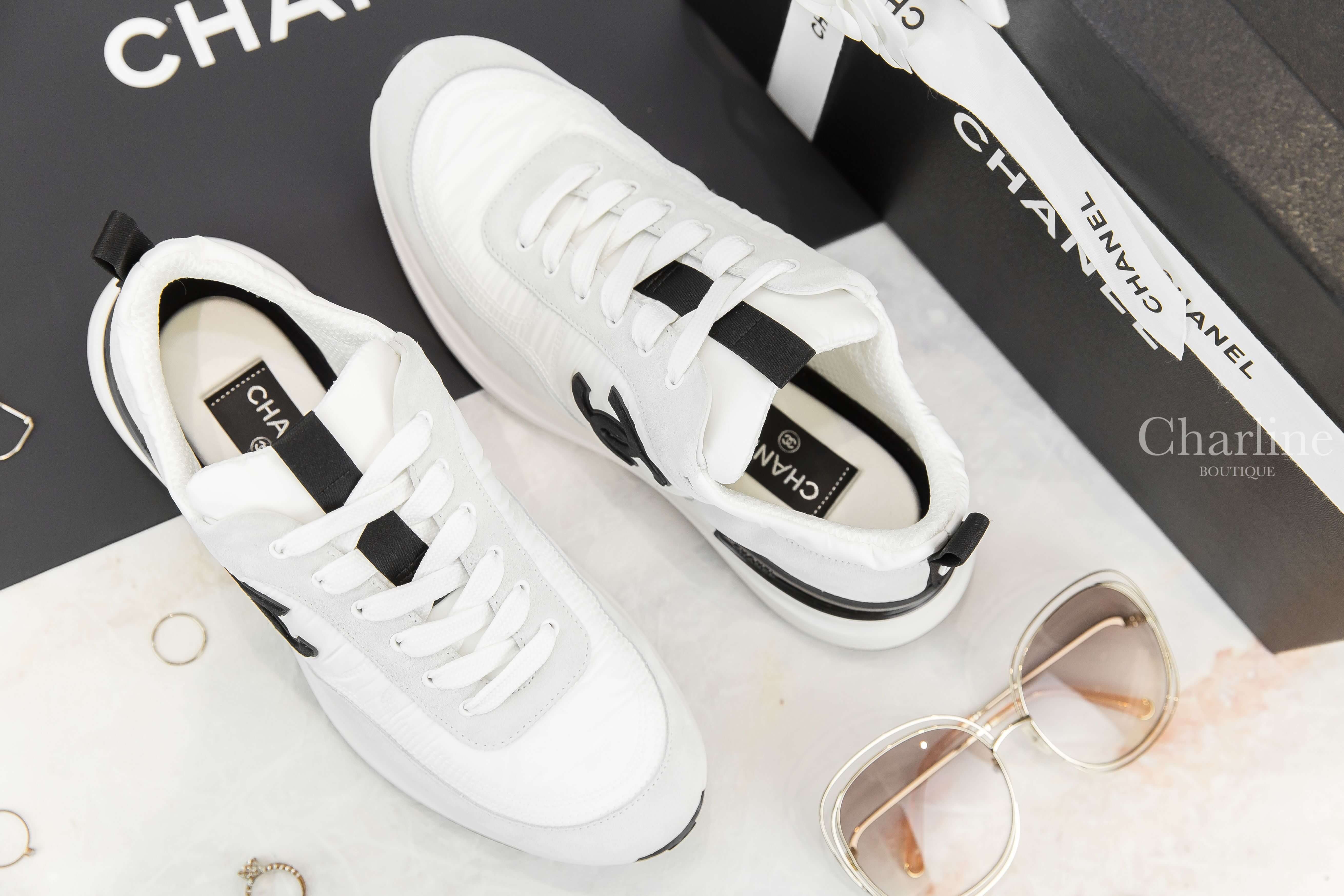 Chanel Trainers 白色尼龍拼灰麂皮黑CC牛皮運動鞋-Charline Boutique 精品代購