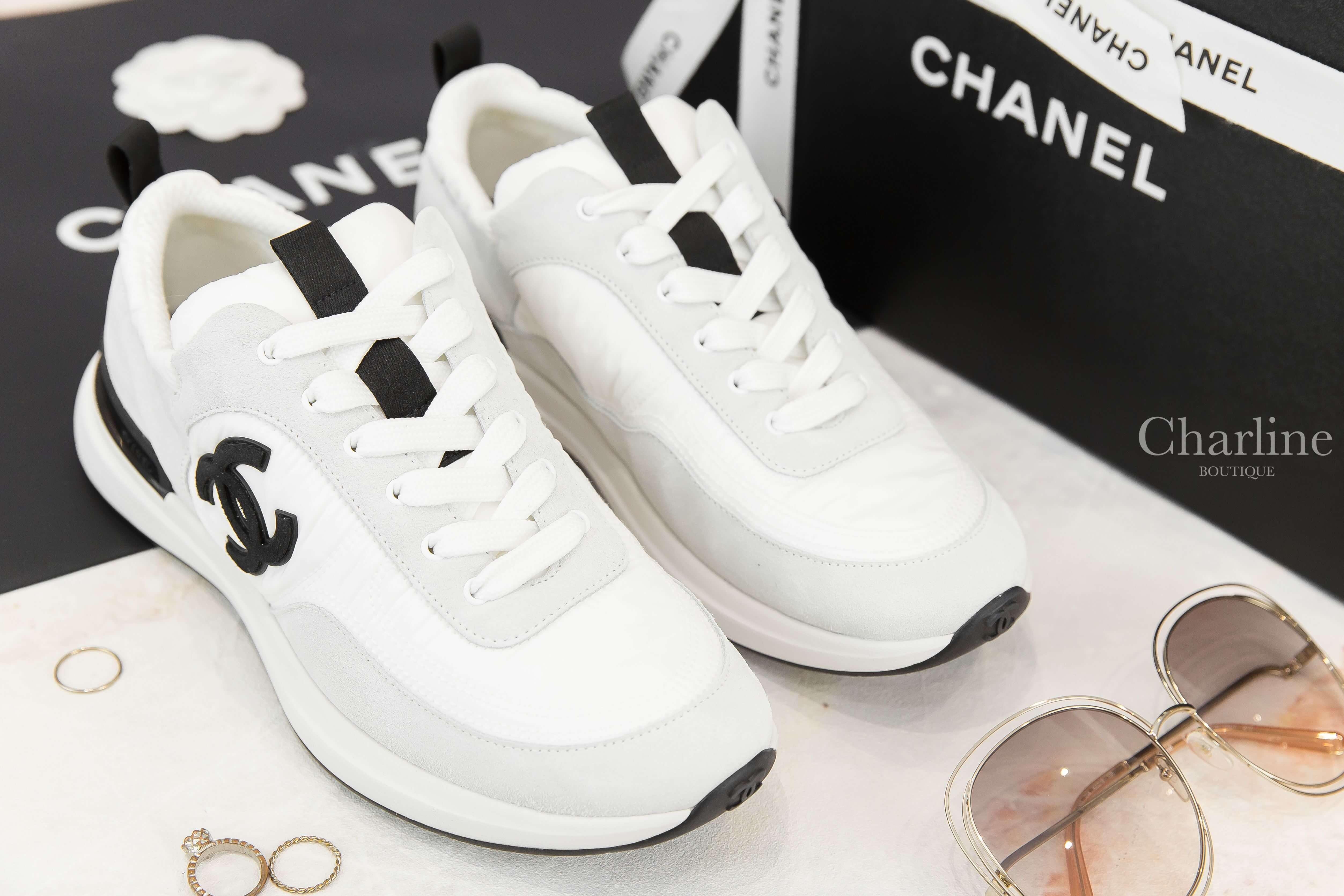 Chanel Trainers 白色尼龍拼灰麂皮黑CC牛皮運動鞋-Charline Boutique