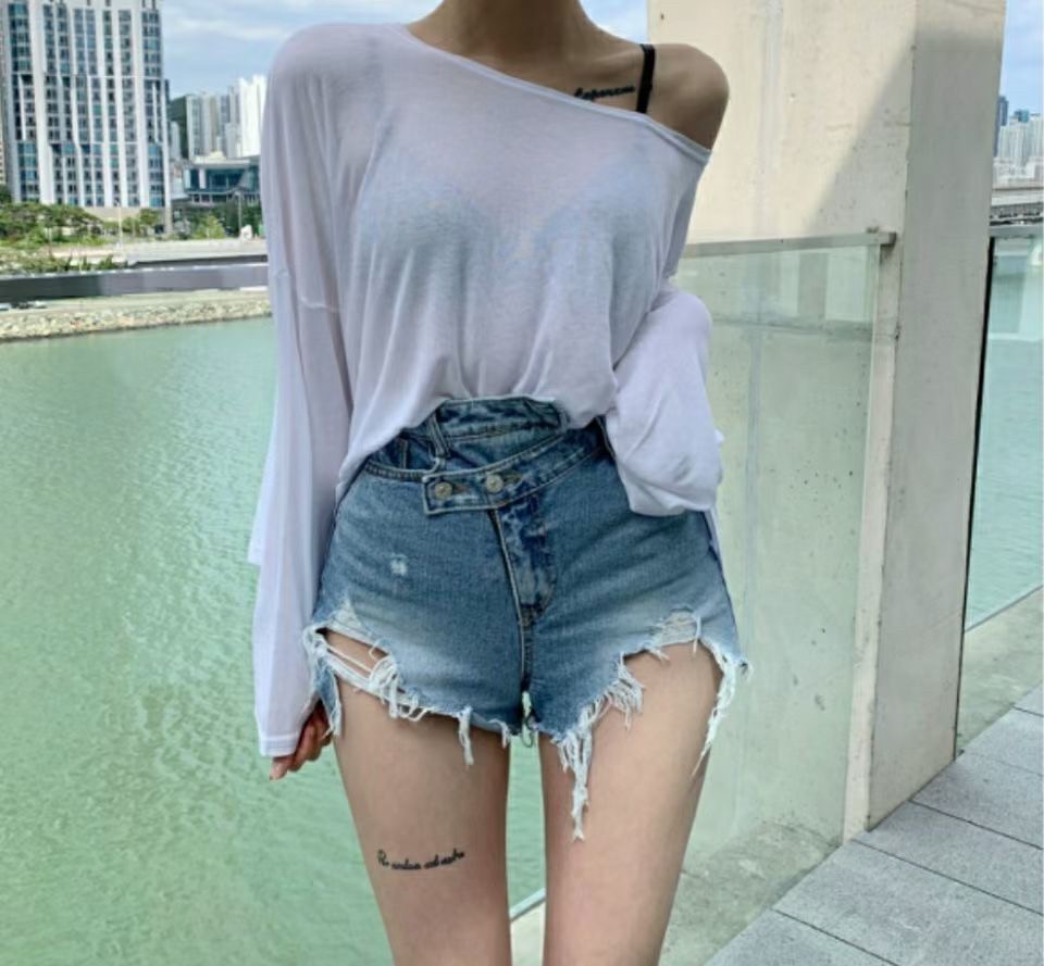 7168不規則褲頭即流鬚辣感牛仔短褲