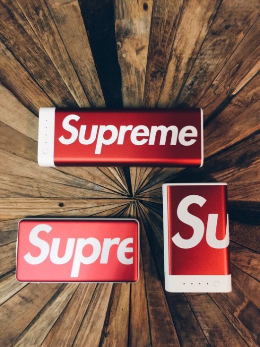 車庫服飾 -- Supreme x Mophie Encore Plus 10K 行動電源 充電寶 現貨