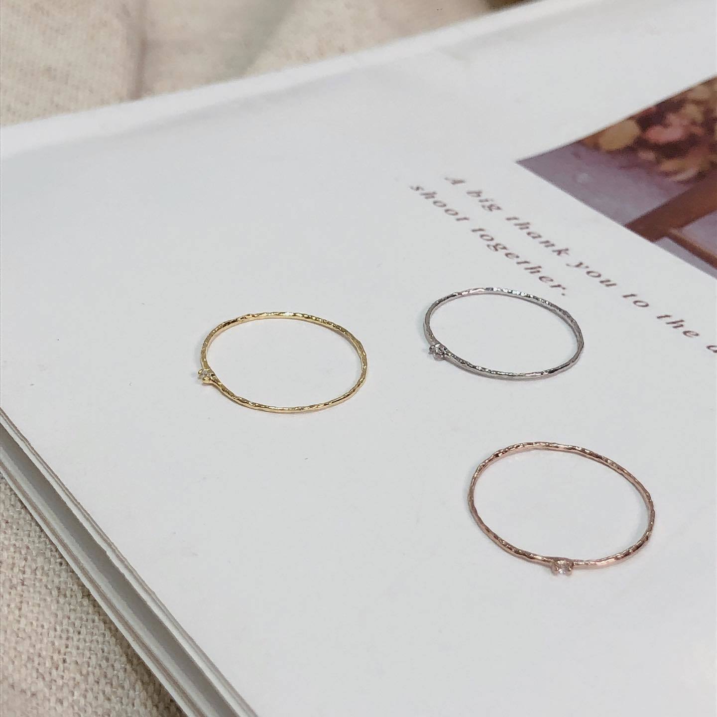 韓國單鑽細戒指/尾戒。三色