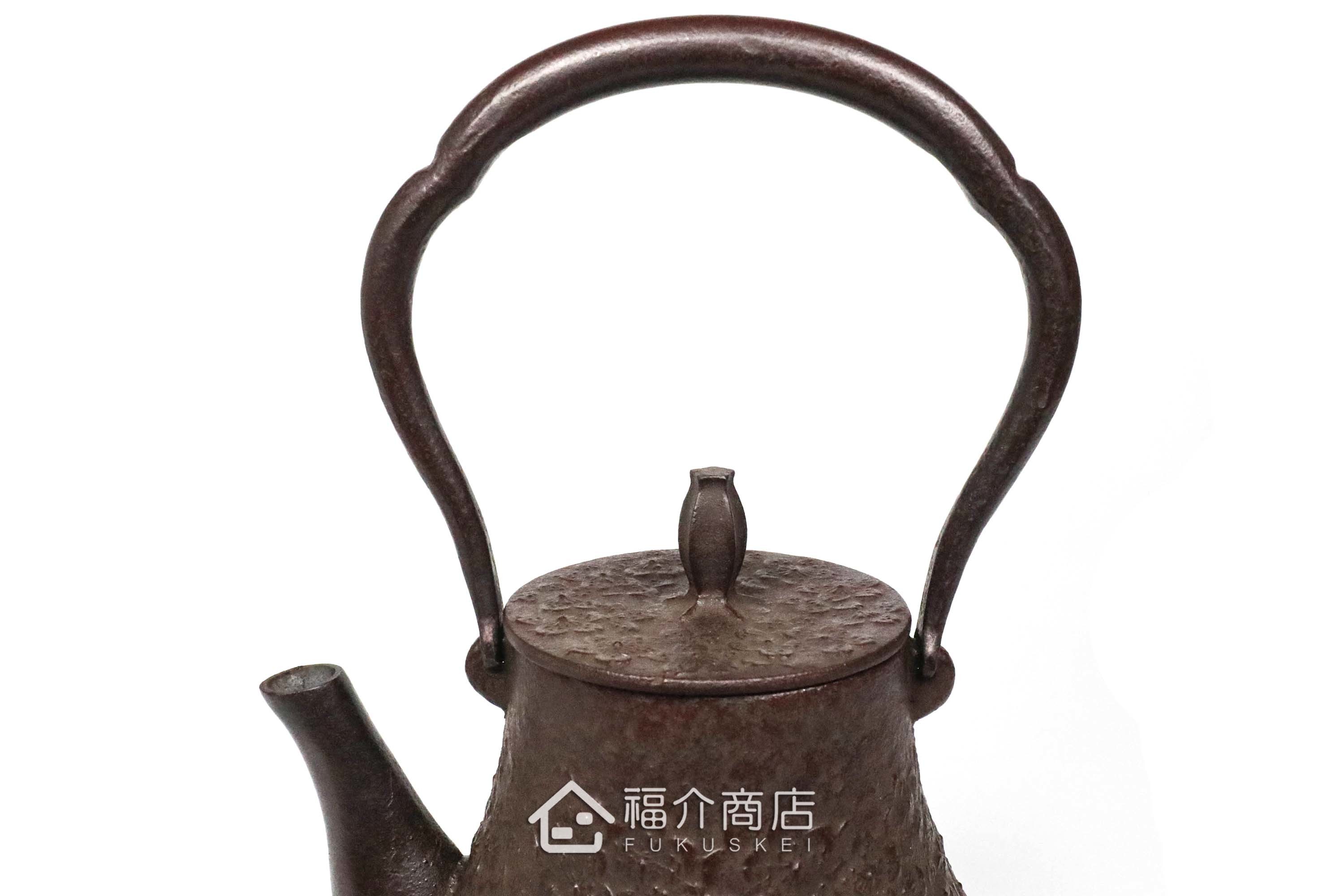 煮水泡茶用的日本製南部鐵器櫻花紋樣鑄鐵壺