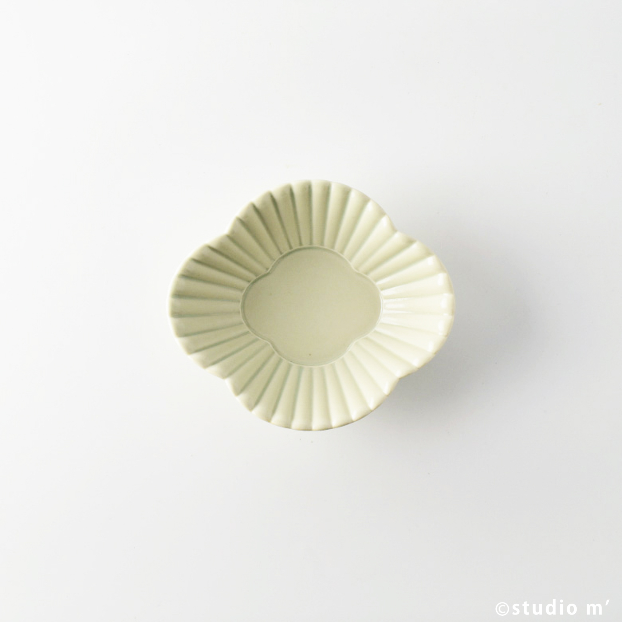 STUDIO M'-KIKUWARI MOKKOU 菊割木瓜 4.5寸鉢 青白