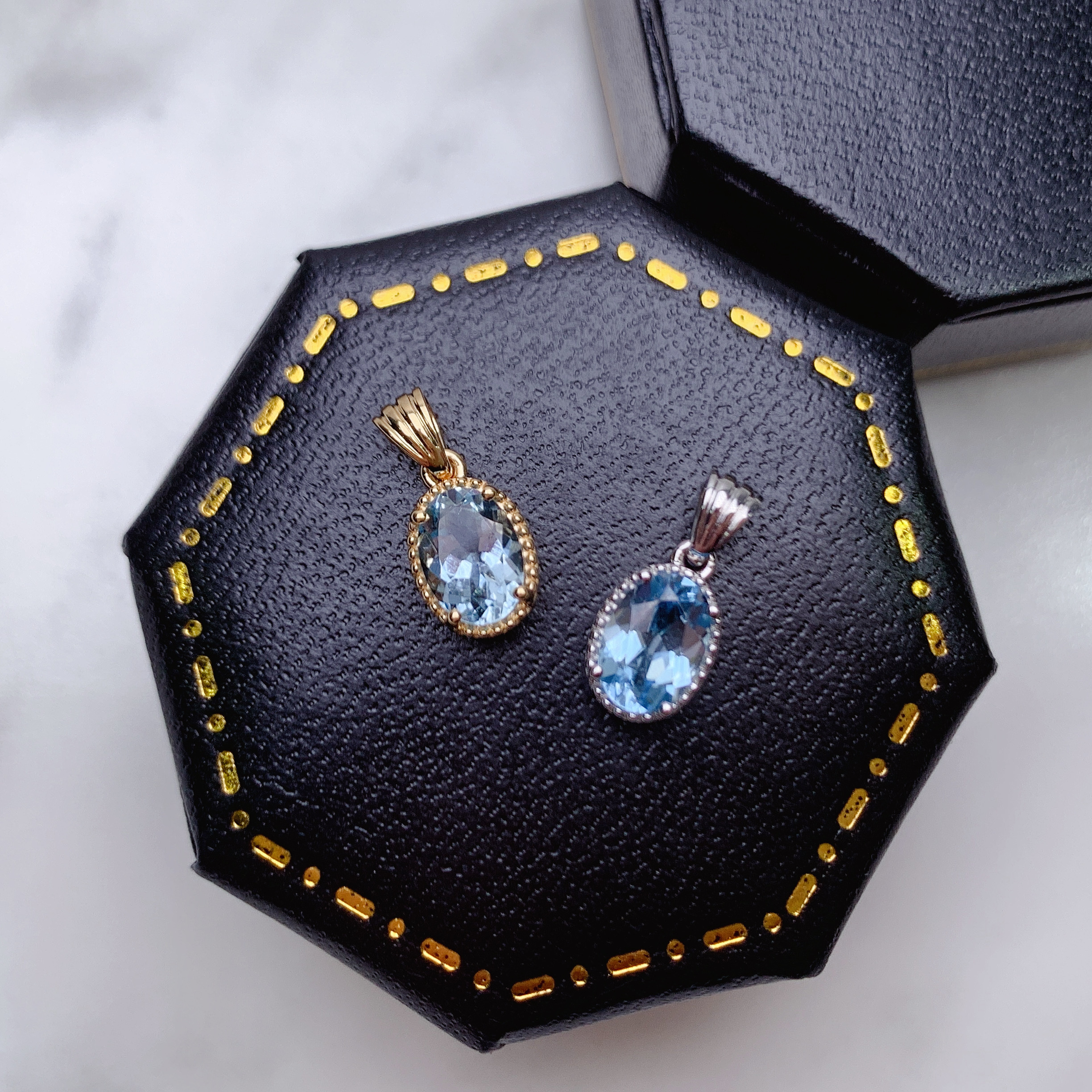 18K 金海藍寶吊墜