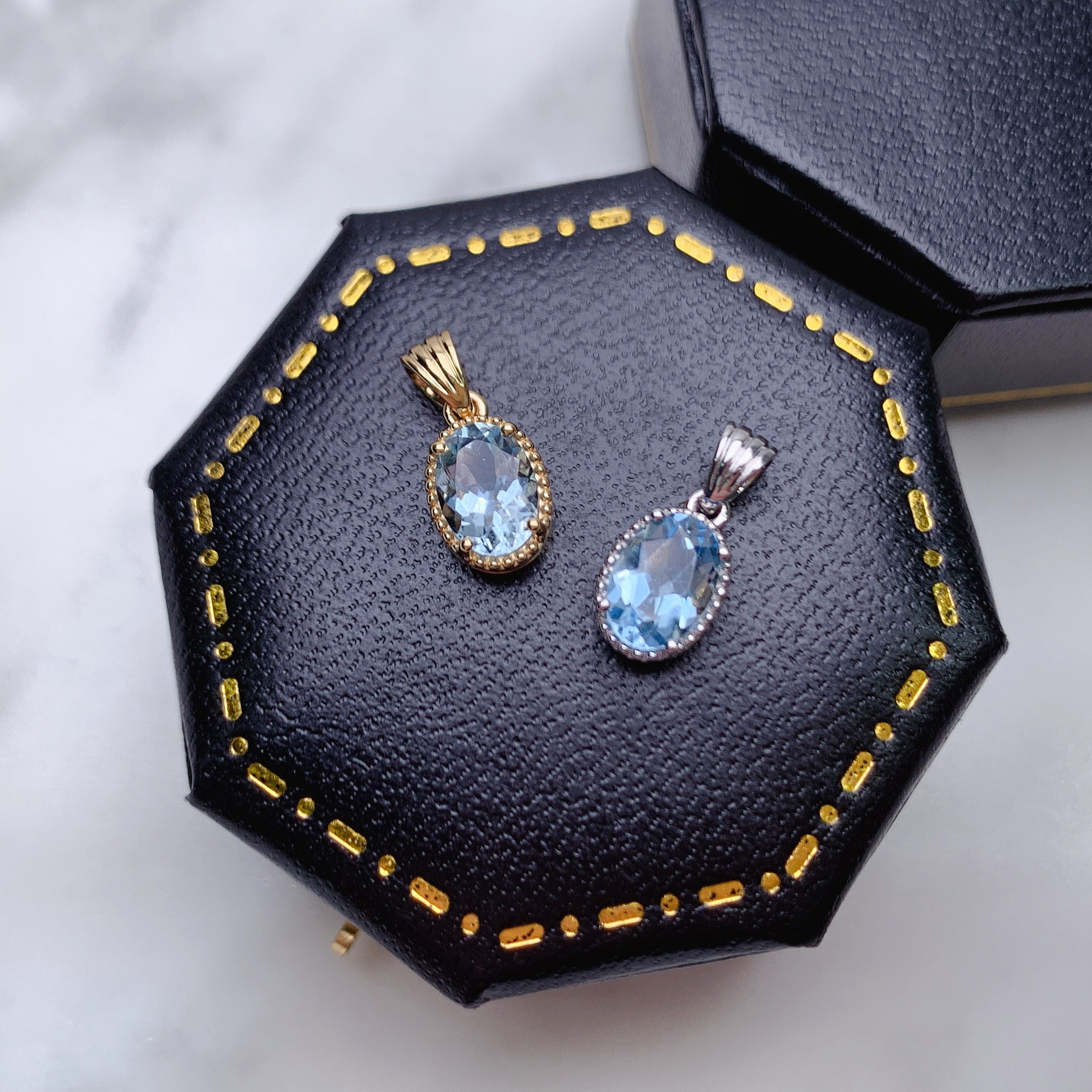 18K 金海藍寶吊墜