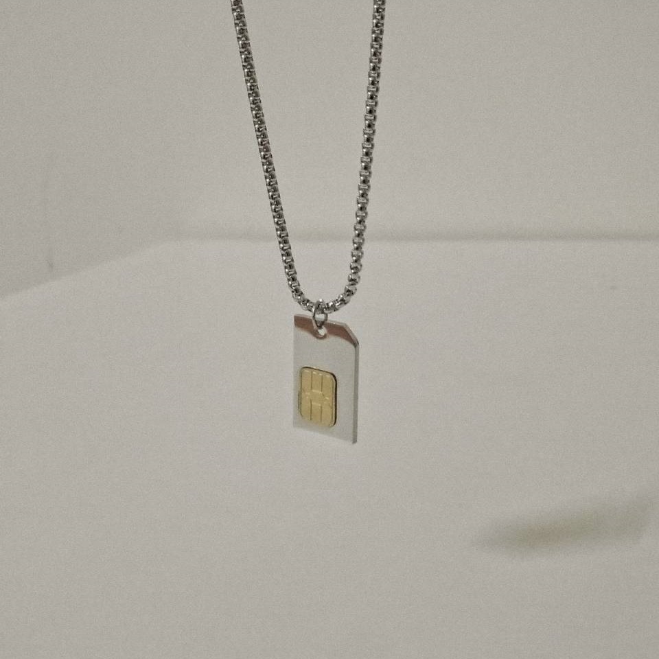 #現貨 (ACCN543) 鋼項鍊 電話SIM卡吊墜