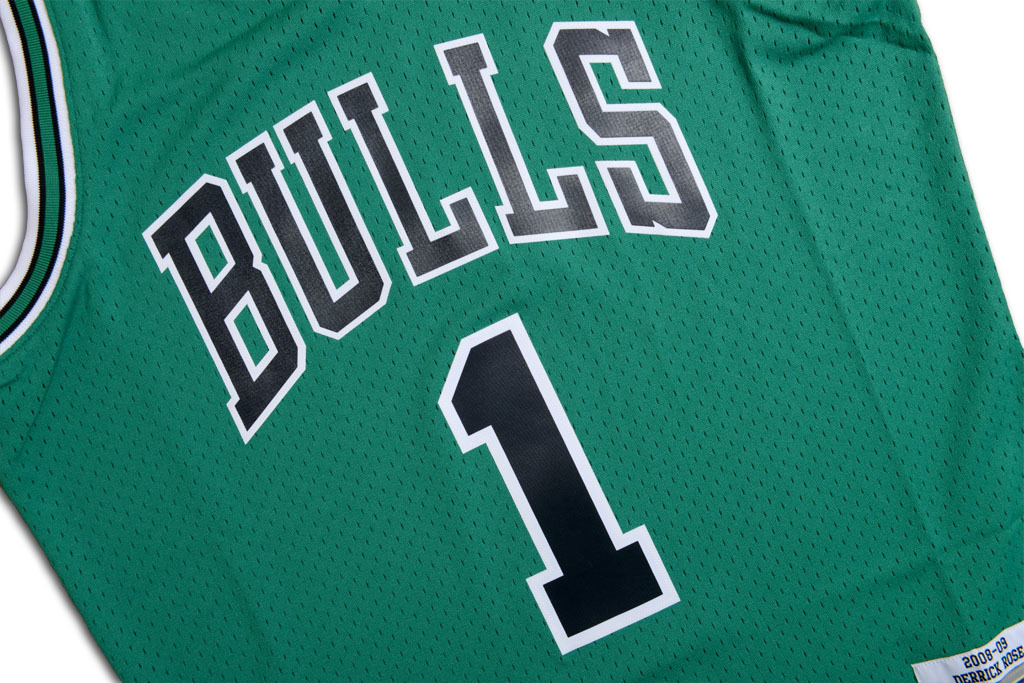 Mitchell & Ness Chicago Bulls Derrick Rose St. Patrick's Day Swingman Jersey
