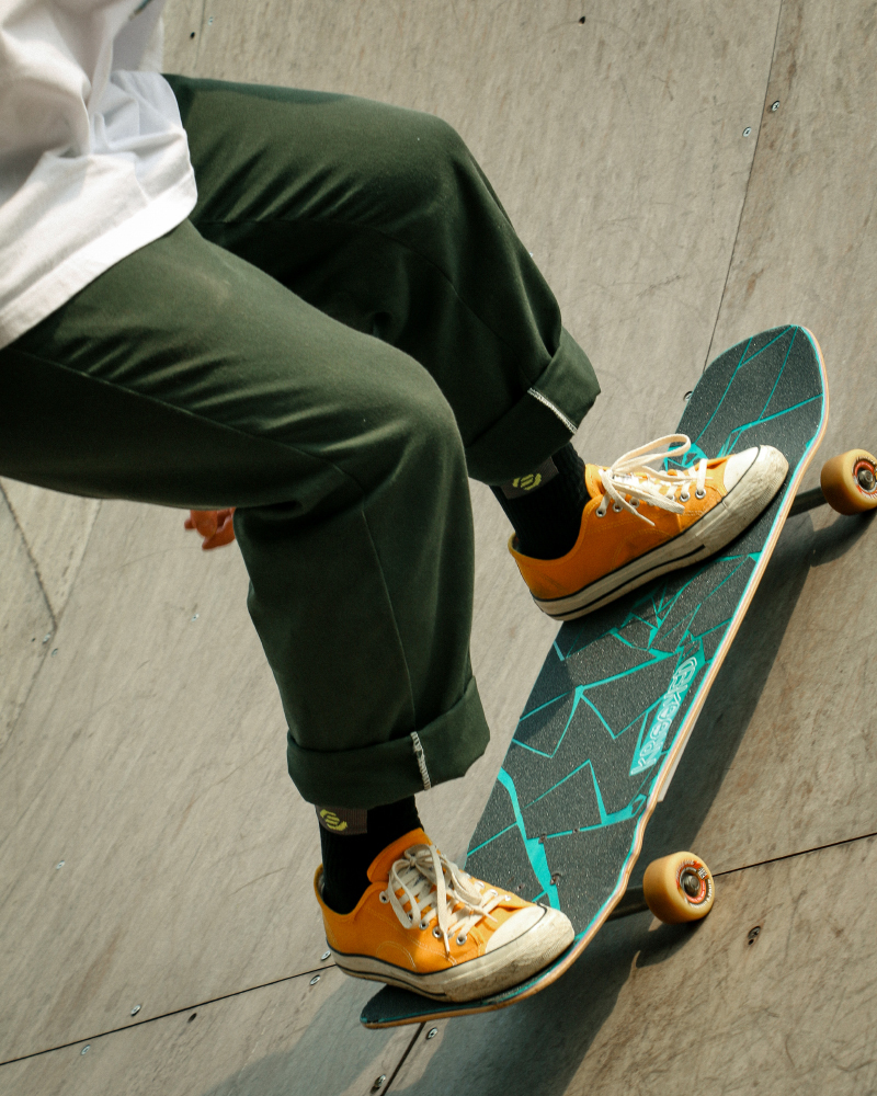 LIGHT ARCH_Black_BF210005