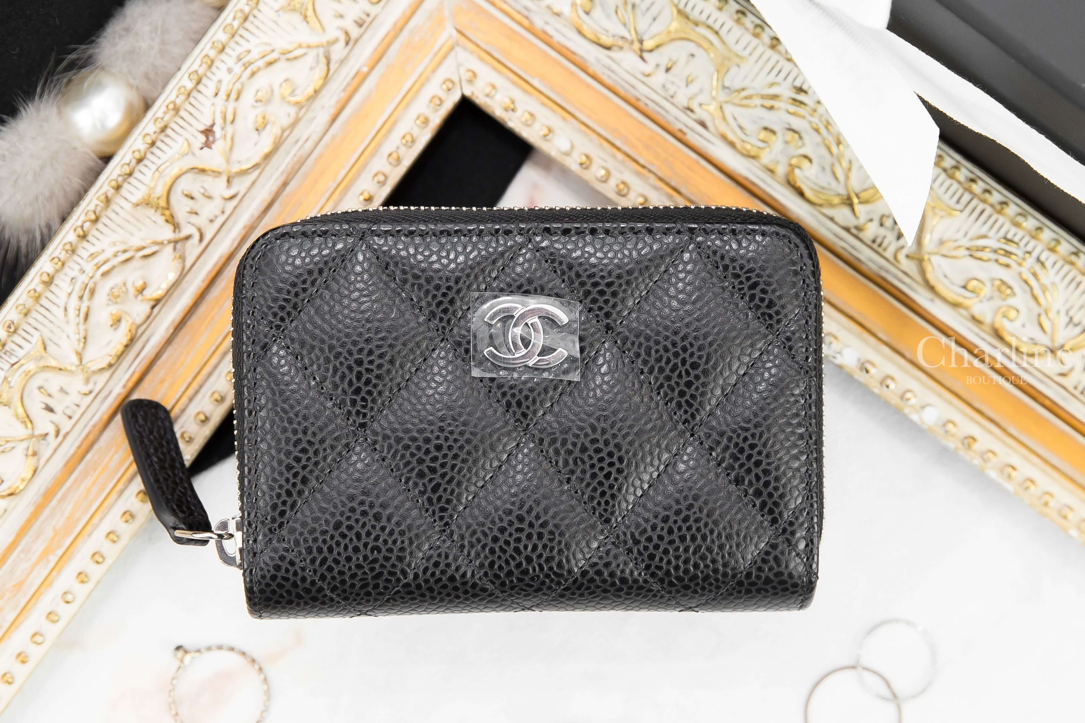 Chanel Classic Zipped Coin Purse 黑色銀CC荔枝菱格紋拉鍊零錢包-Charline Boutique 精品代購