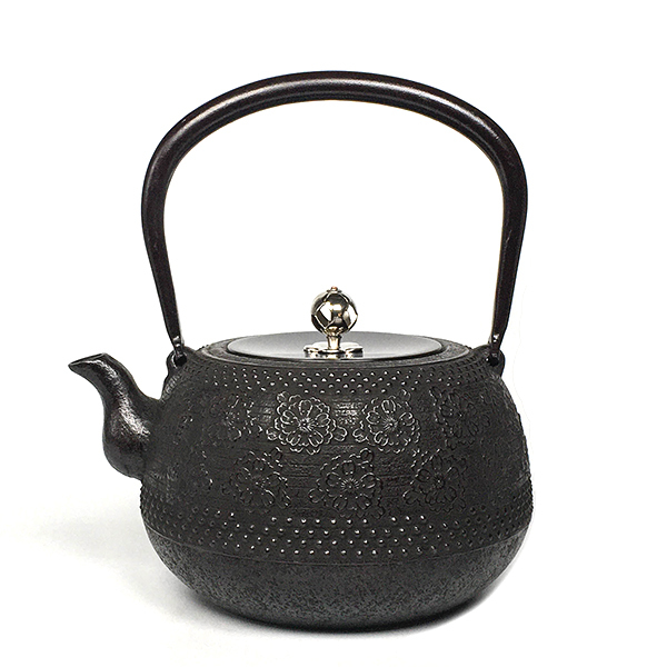 【佐藤勝芳】棗形帶櫻 鐵壺1.6L