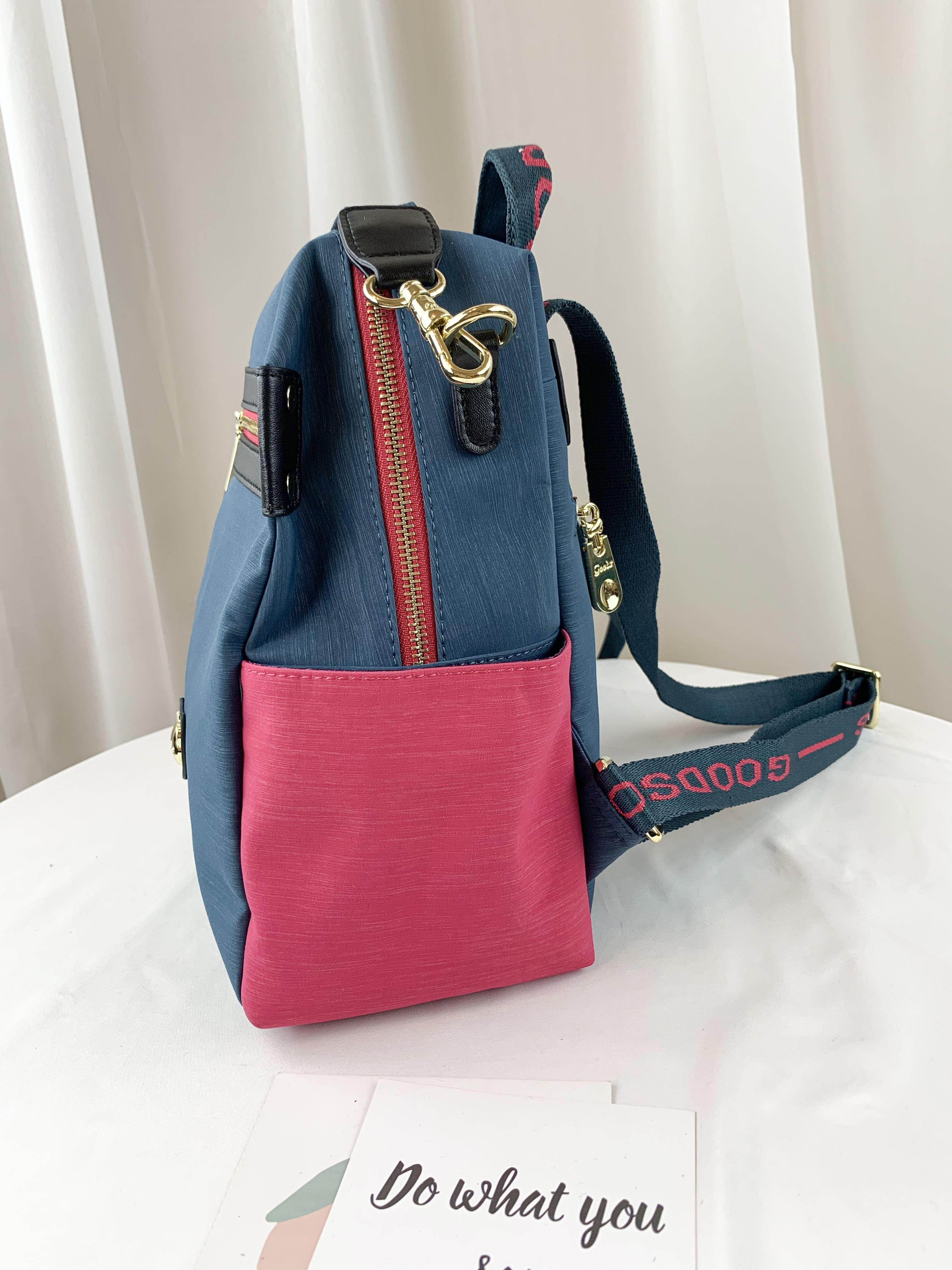 GOODS 綠桃拼色 防潑水後背包 / 側背包 附小熊吊飾 #2653