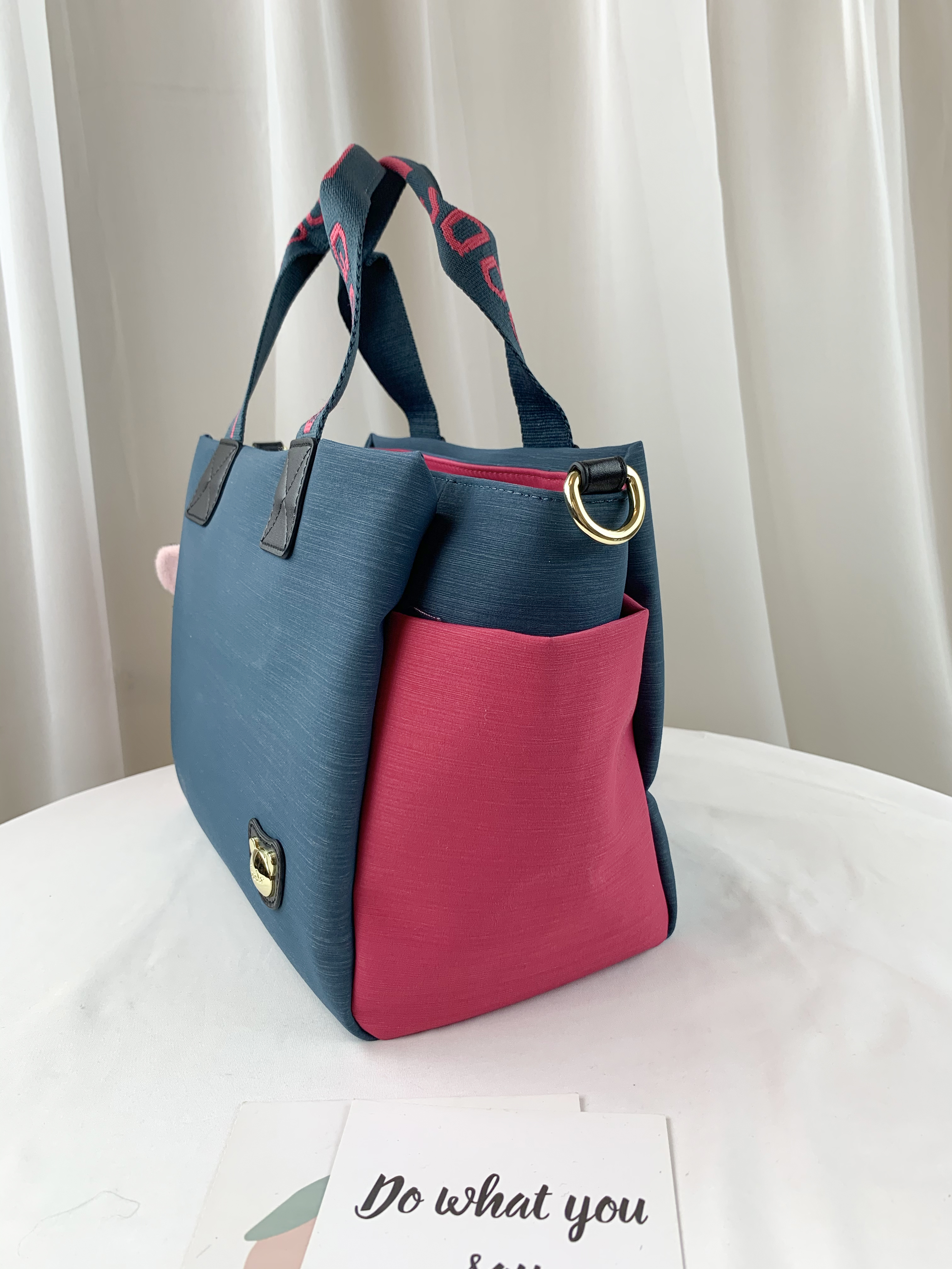 GOODS 綠桃拼色 防潑水手提包 / 側背包  附小熊吊飾  #2751