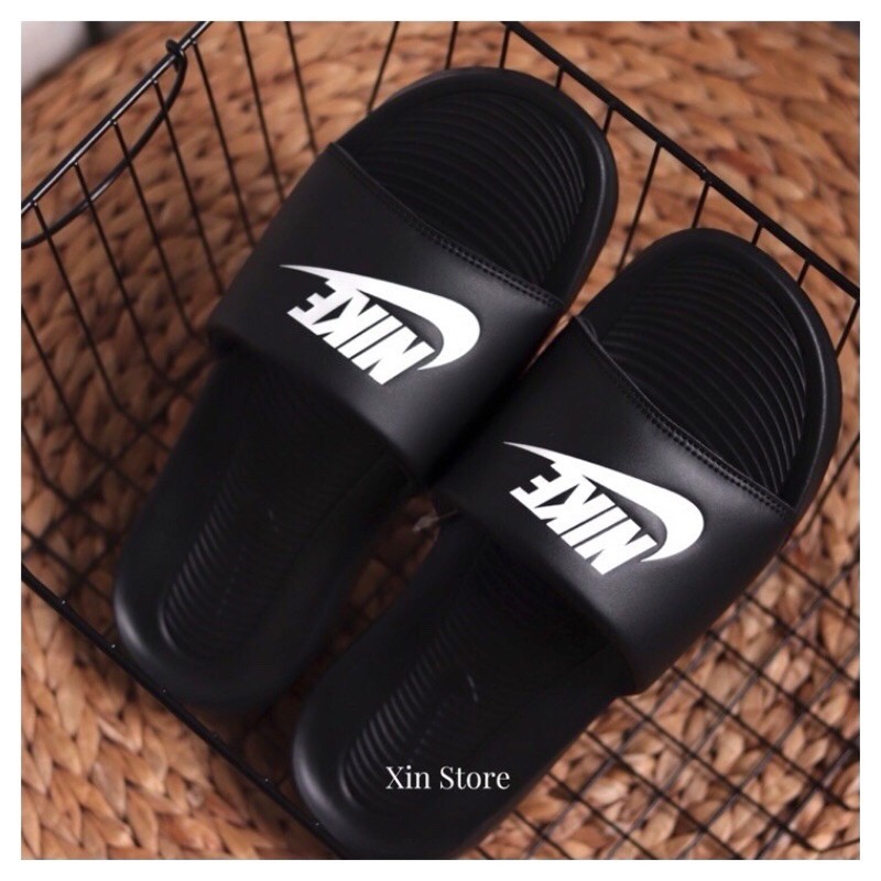 【現貨】Nike Victori One Slide 字勾 軟底 拖鞋 黑白