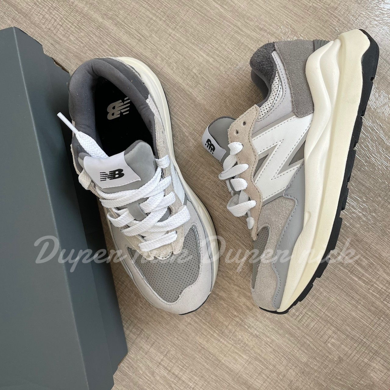 NEW BALANCE 5740 男女段