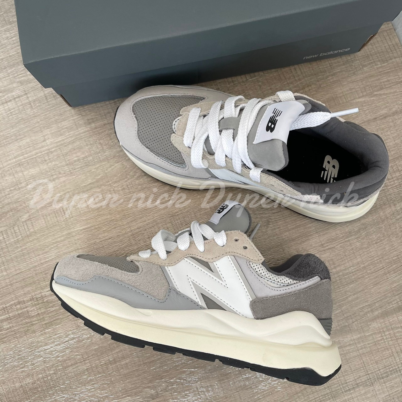 NEW BALANCE 5740 男女段
