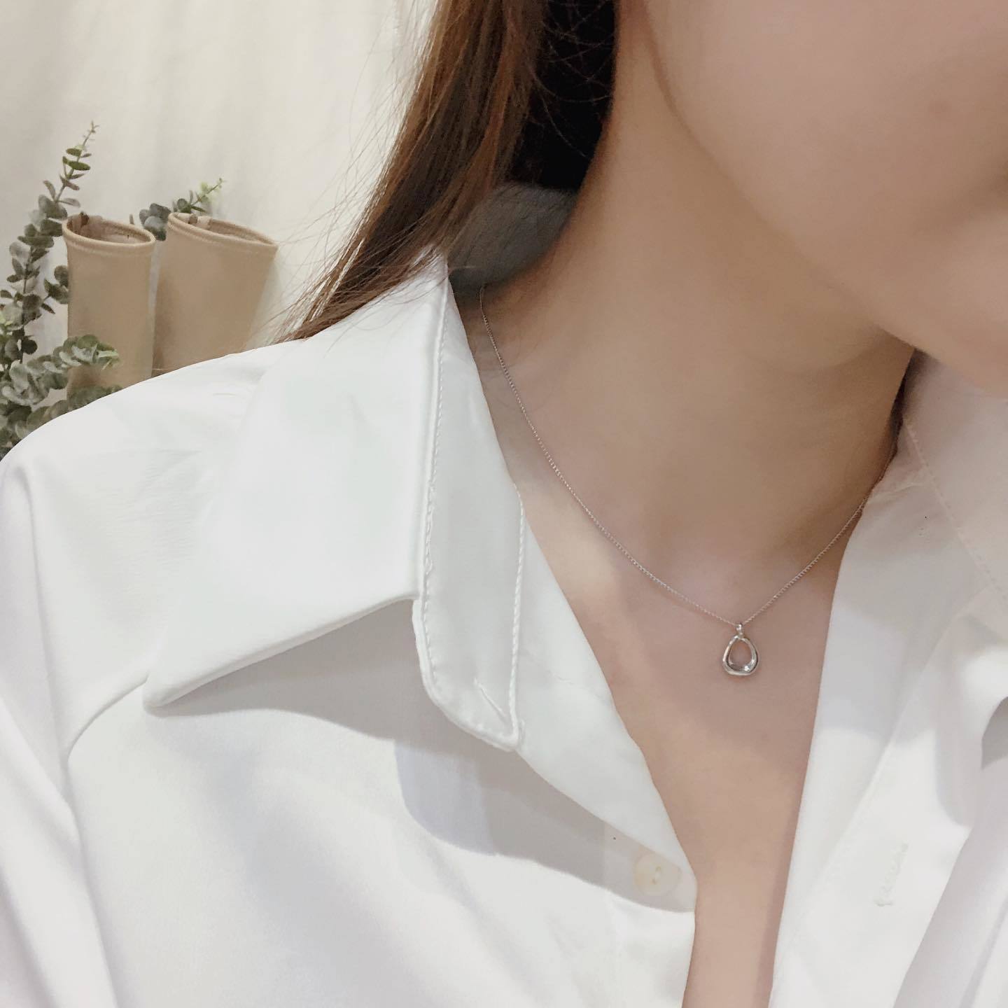 韓國水滴造型鎖骨鍊。兩色