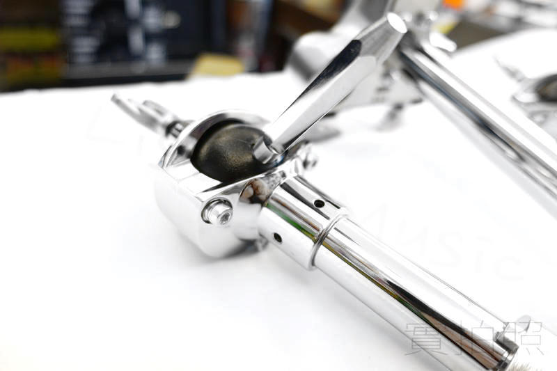 Yamaha YAMAHA TH945B 中鼓架 TOM架 爵士鼓配件 第 3 張圖片｜三峽鼓 / 打擊