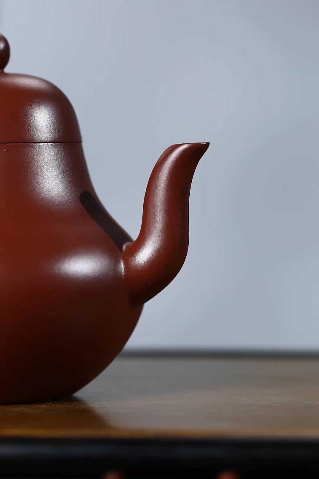 【思亭】-- 視整體造型比例恰當，和諧有大度之氣。