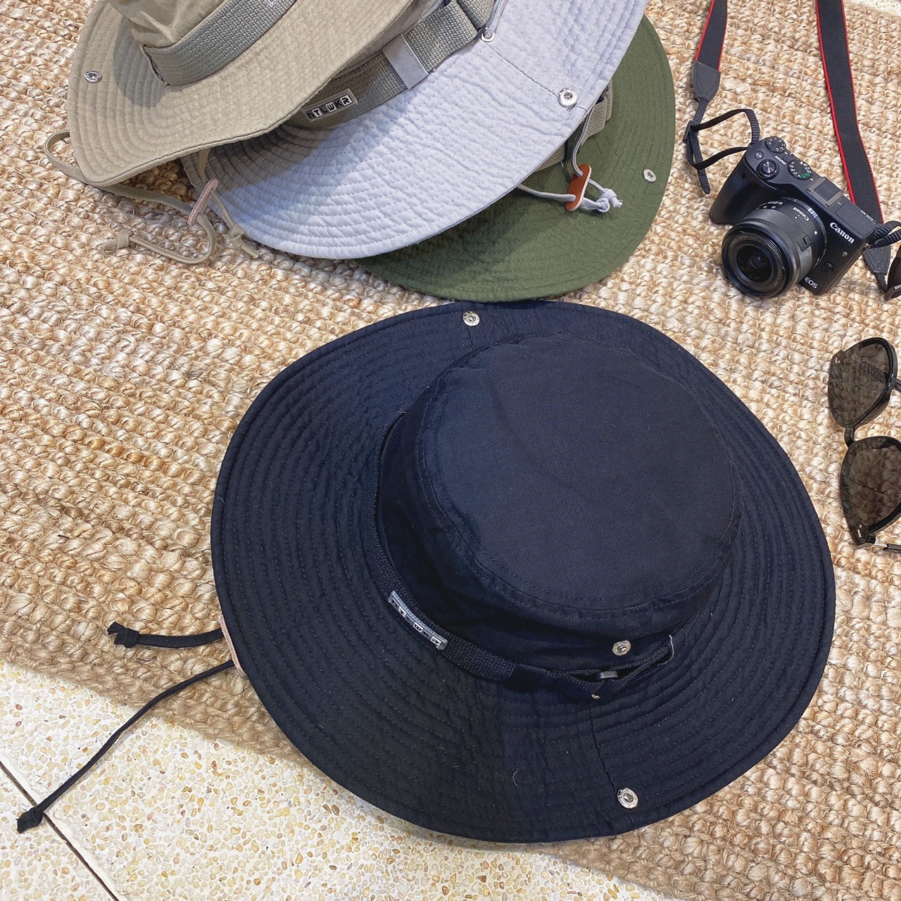 機能奔尼帽/四色